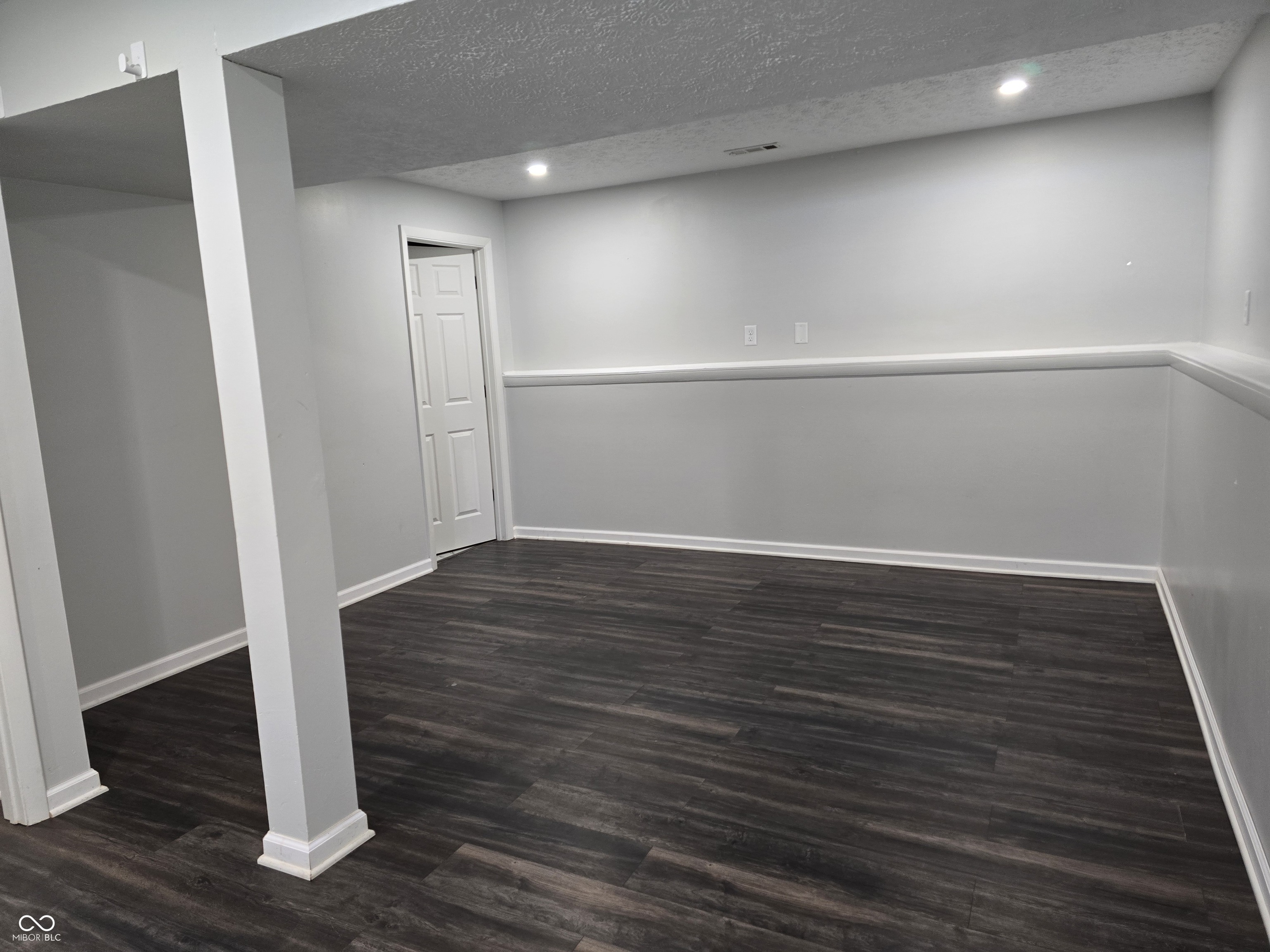 1127 Ridgepointe Drive