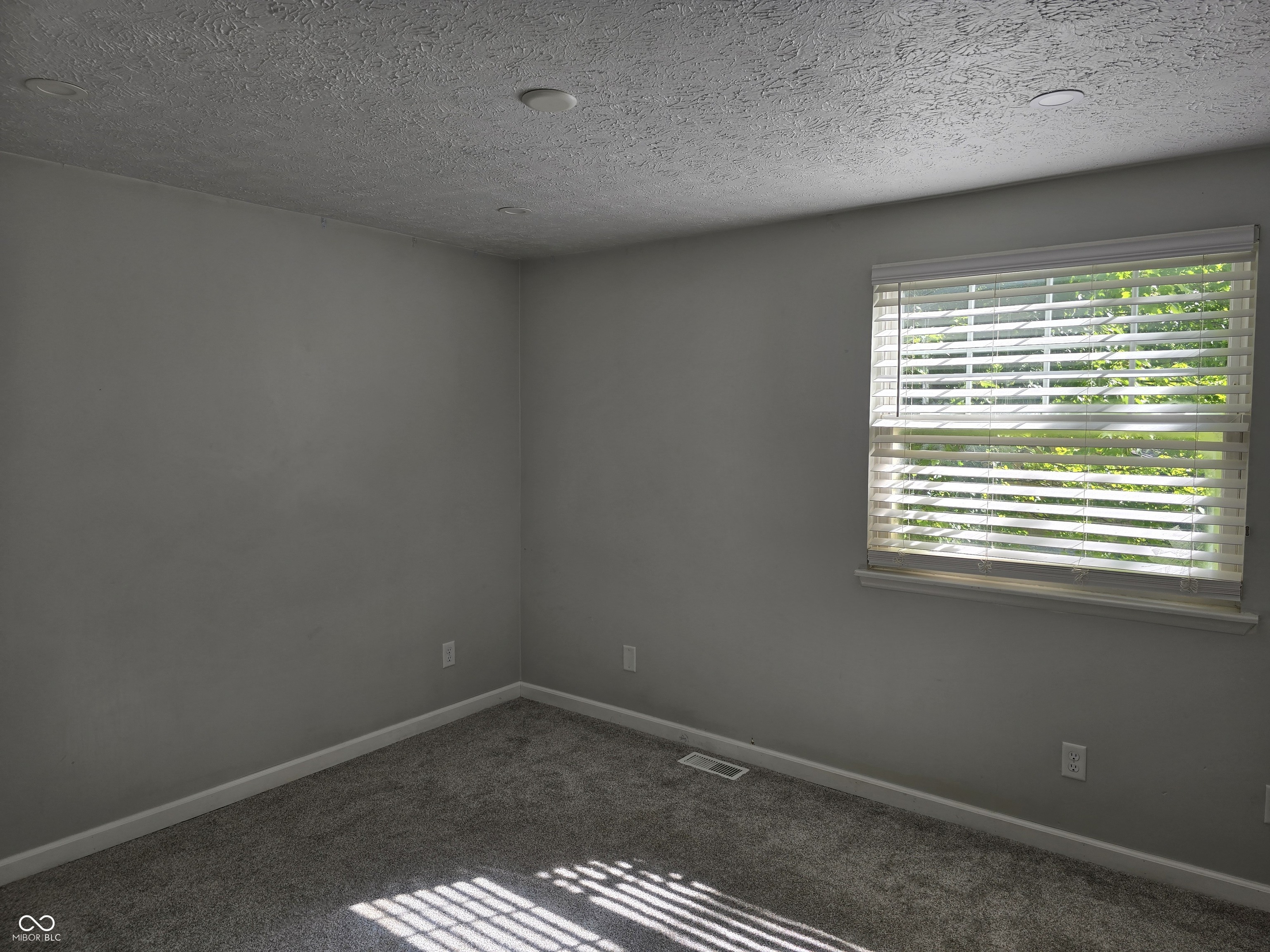 1127 Ridgepointe Drive