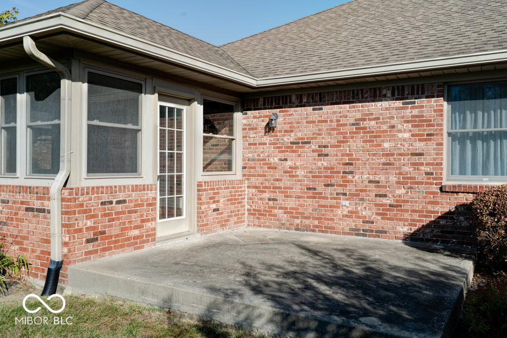 1031 Woodridge