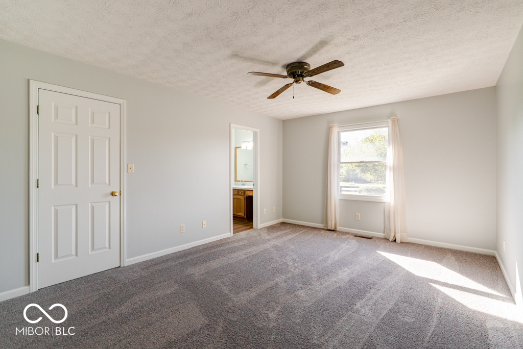 1031 Woodridge