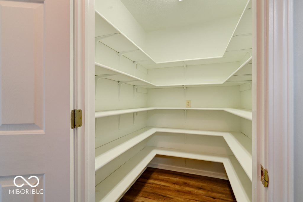 1031 Woodridge