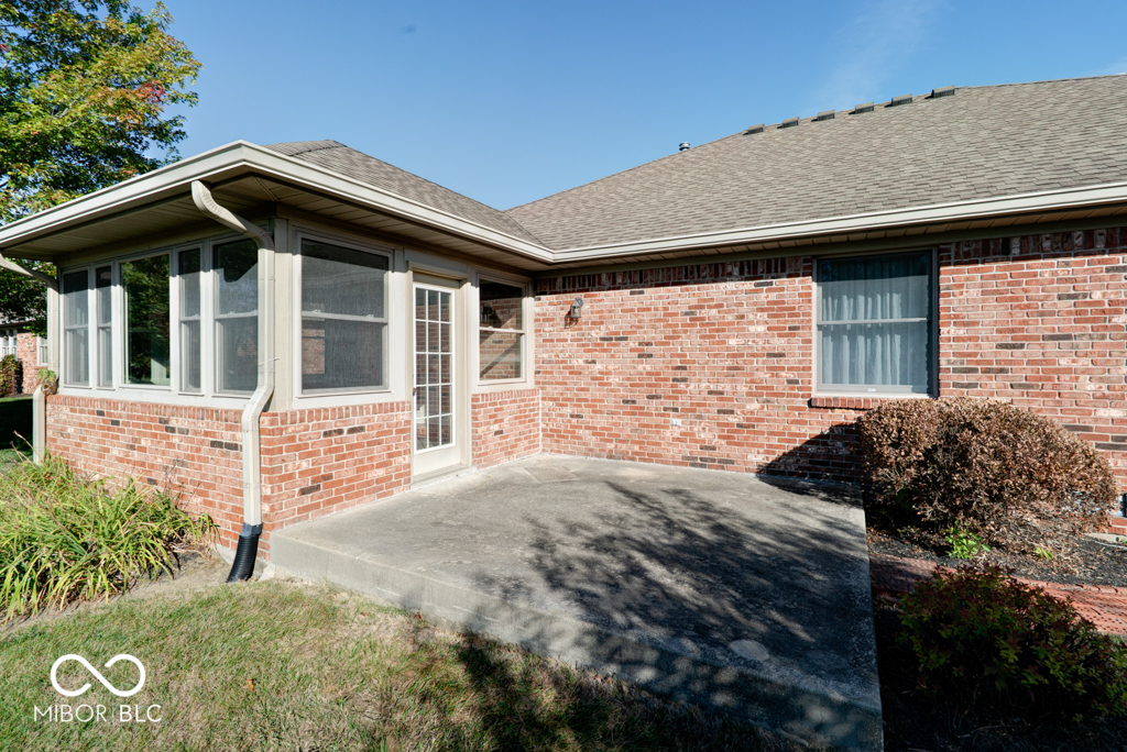 1031 Woodridge