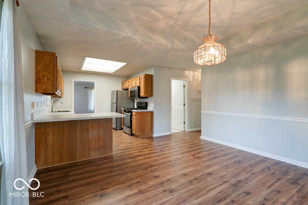 1031 Woodridge