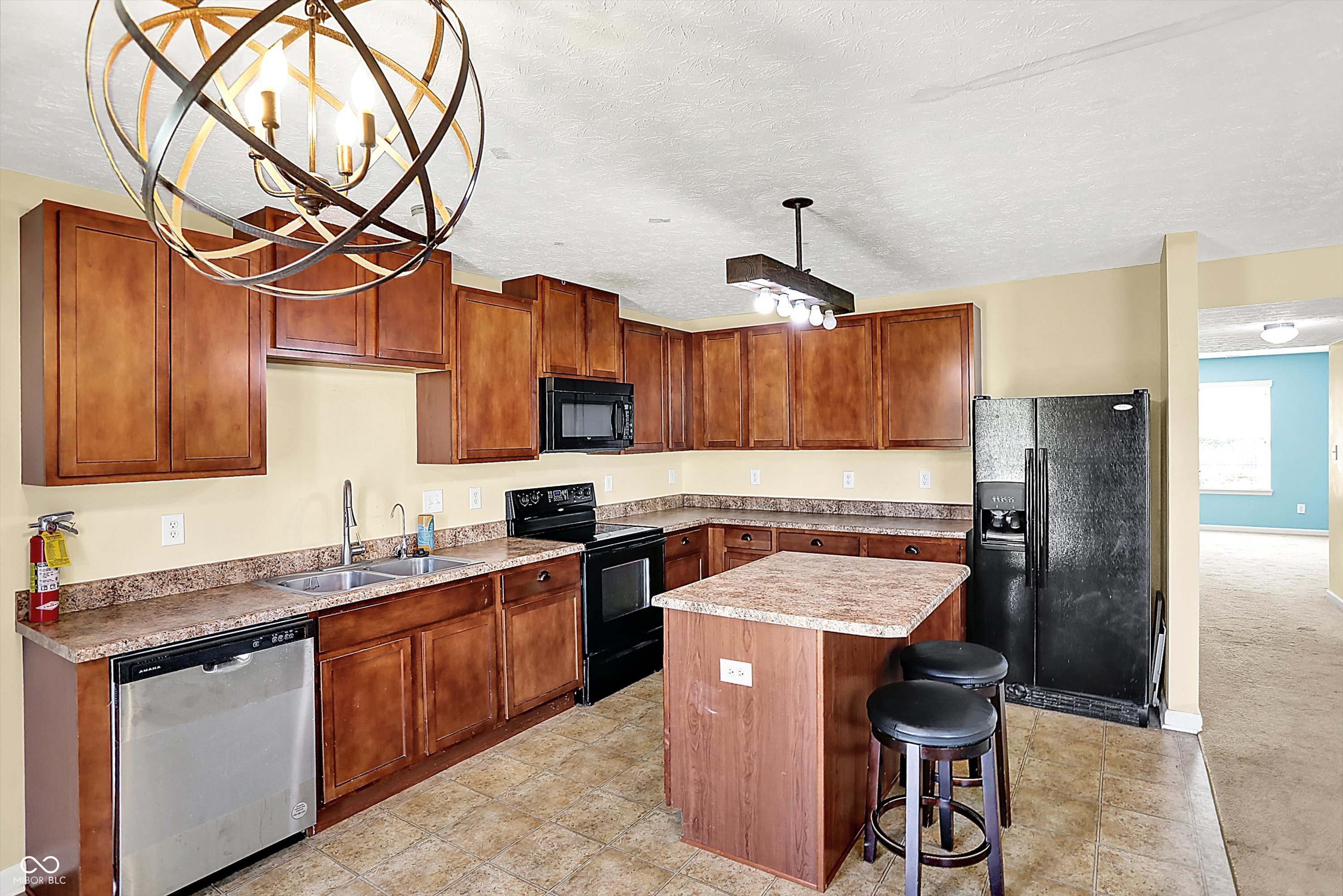 1285 Northcliffe Drive