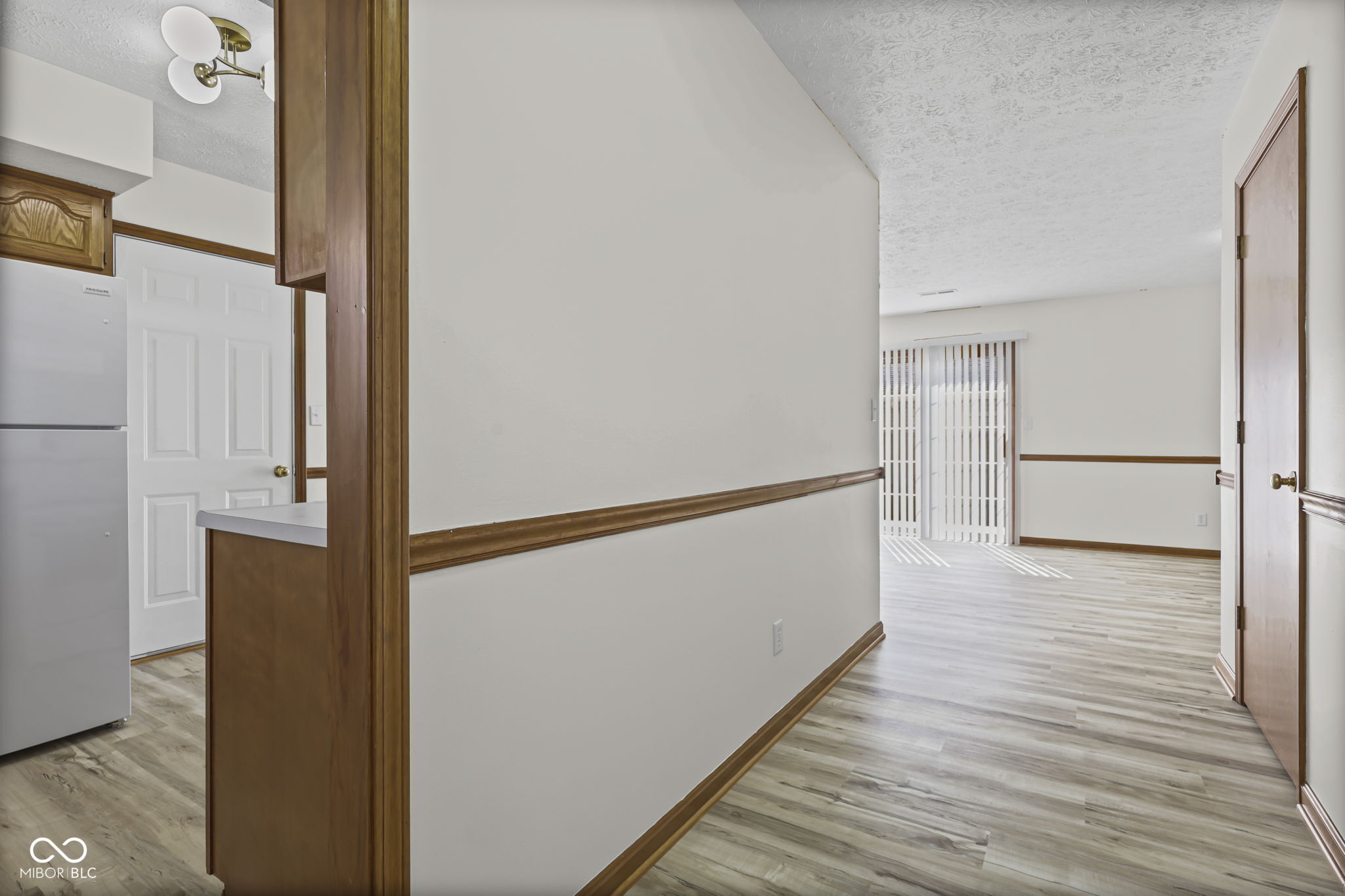 201 Longcastle Drive Unit: APT 1