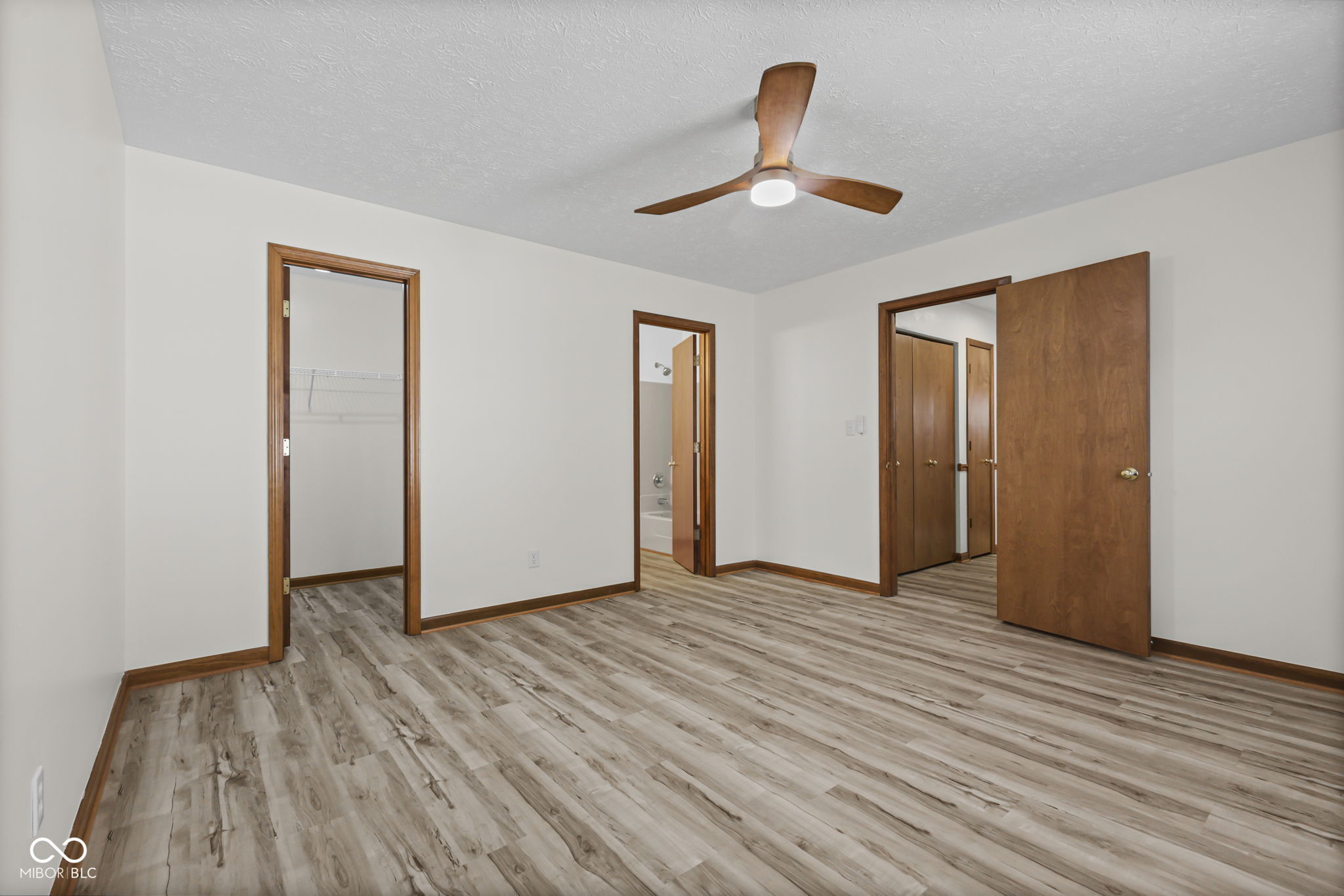 201 Longcastle Drive Unit: APT 1