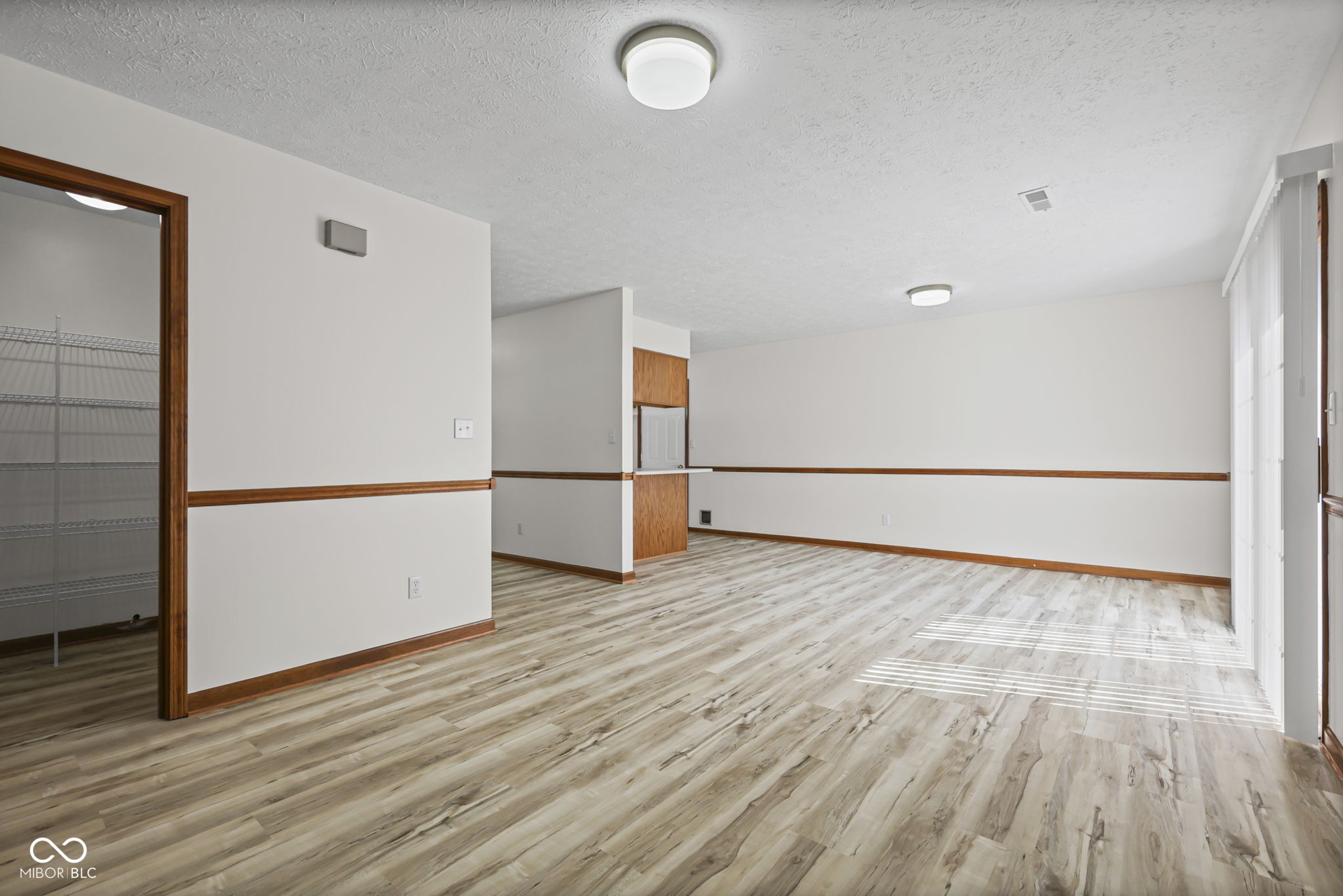 201 Longcastle Drive Unit: APT 1