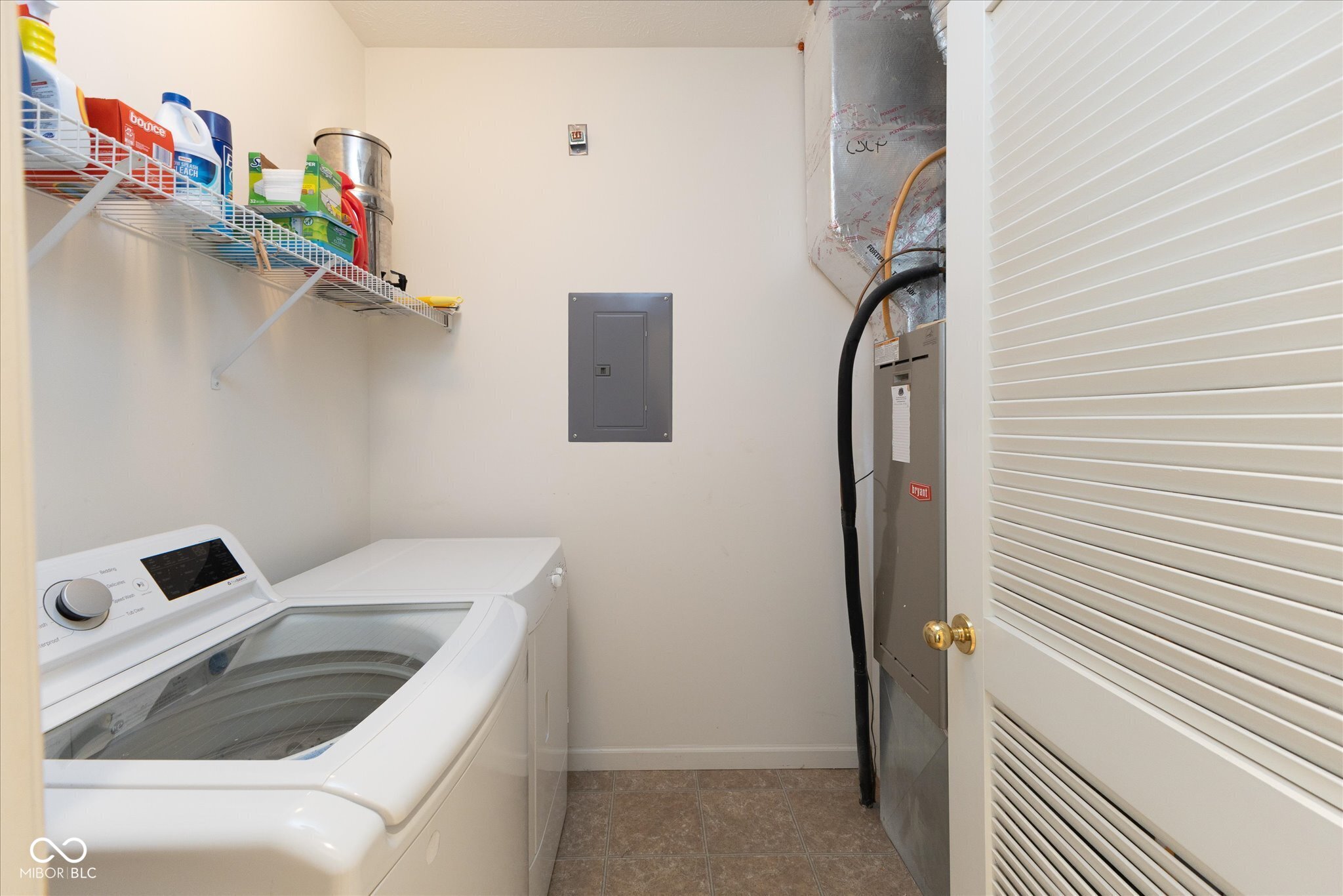 4227 Washington Boulevard