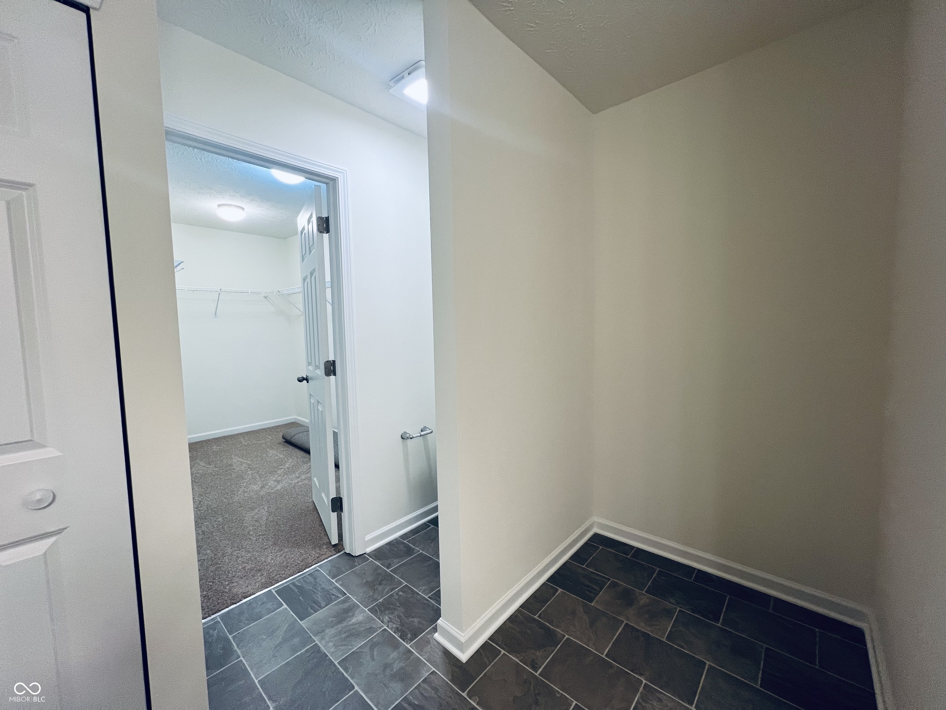 2323 N Liberty Lakes Drive