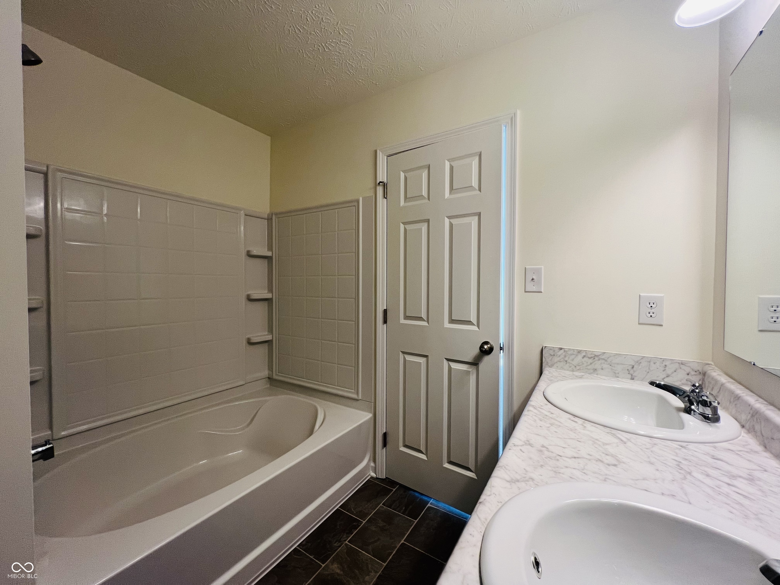 2323 N Liberty Lakes Drive