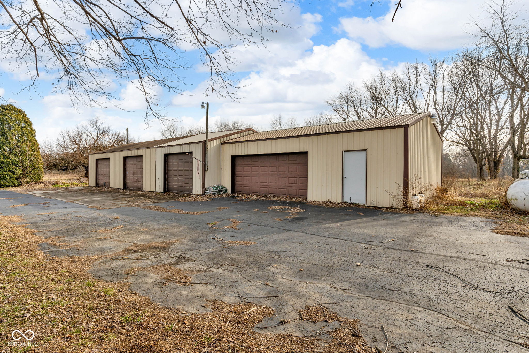 4601 S County Road 500 E