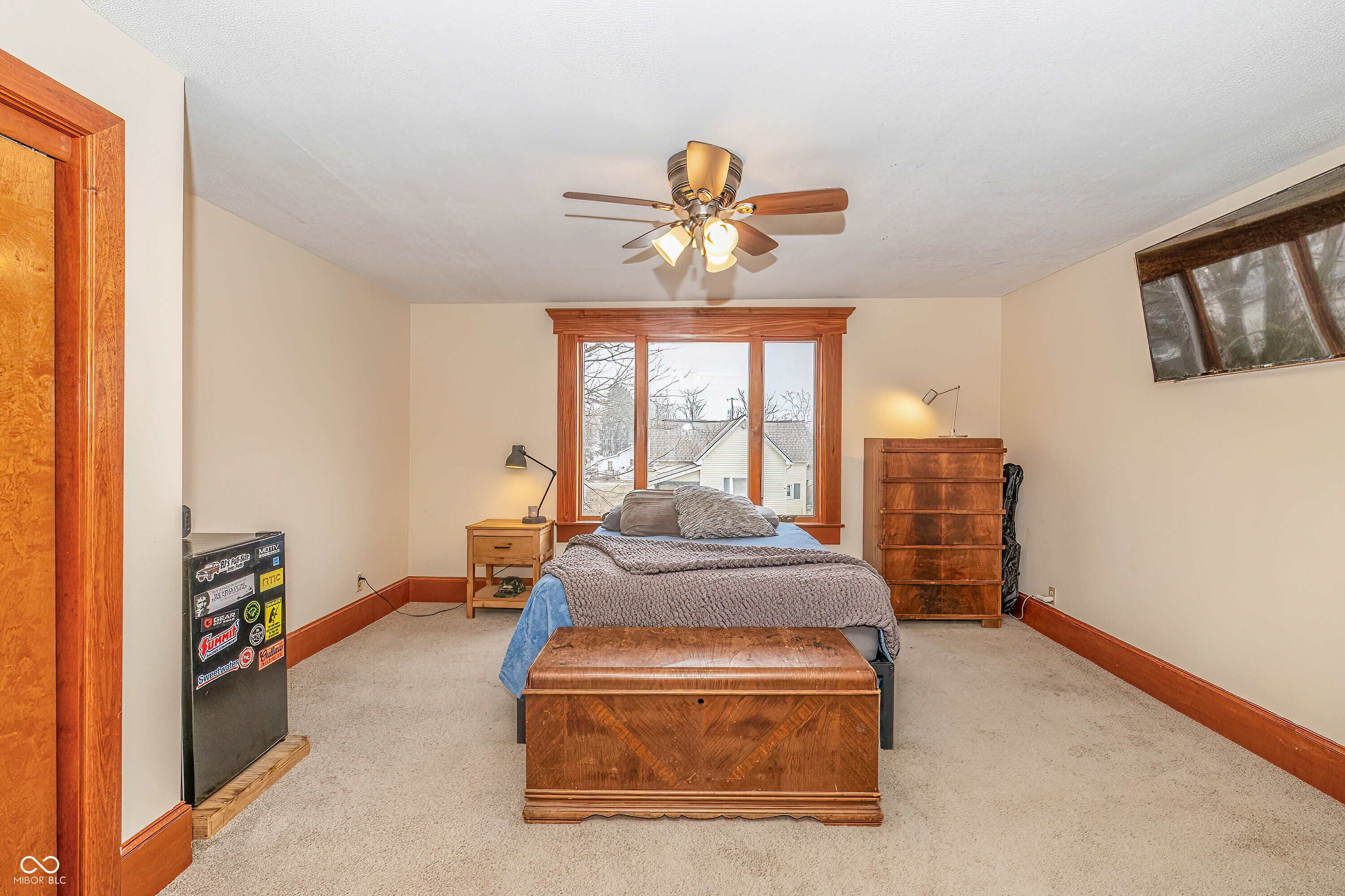 614 W Chicago Street