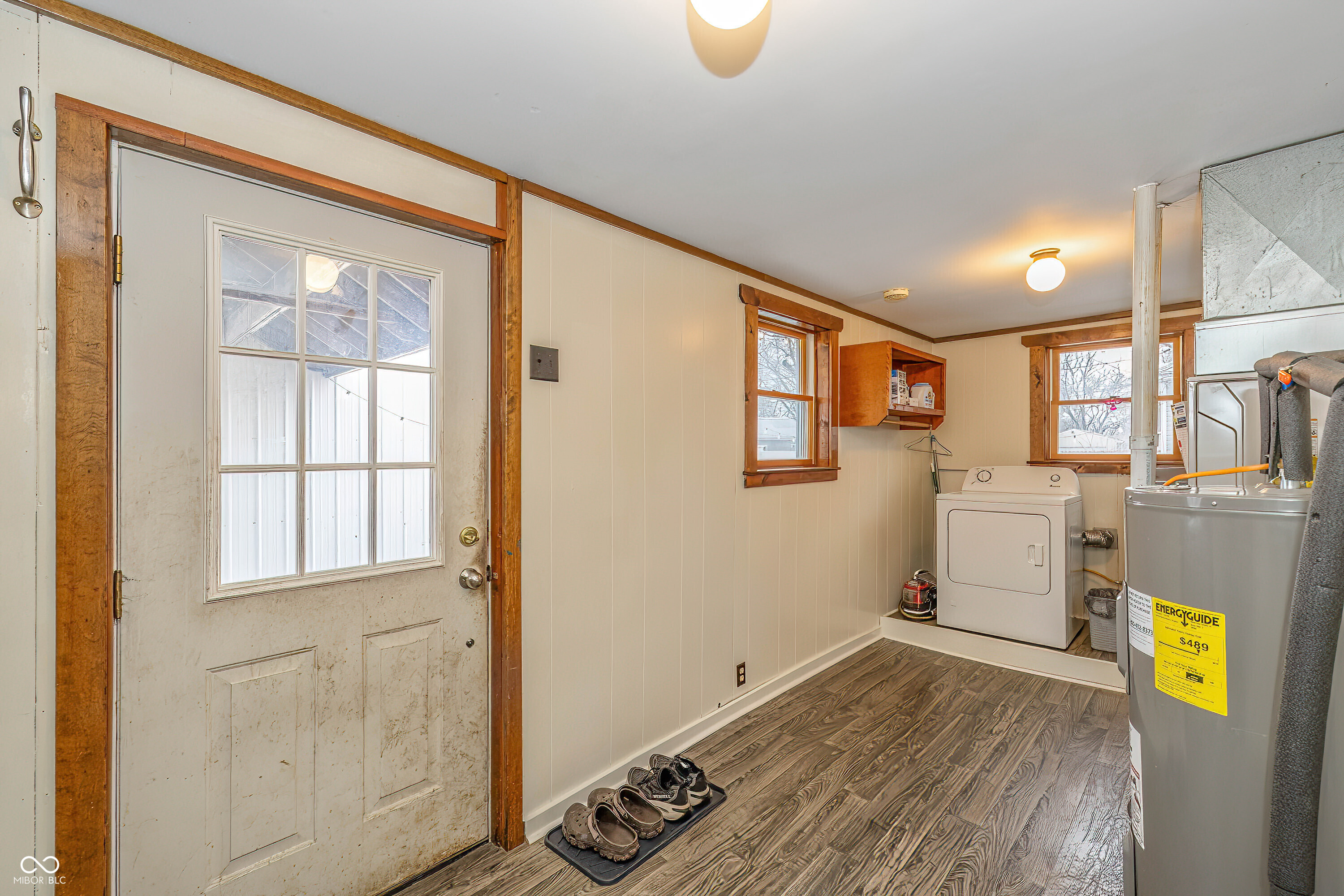 614 W Chicago Street