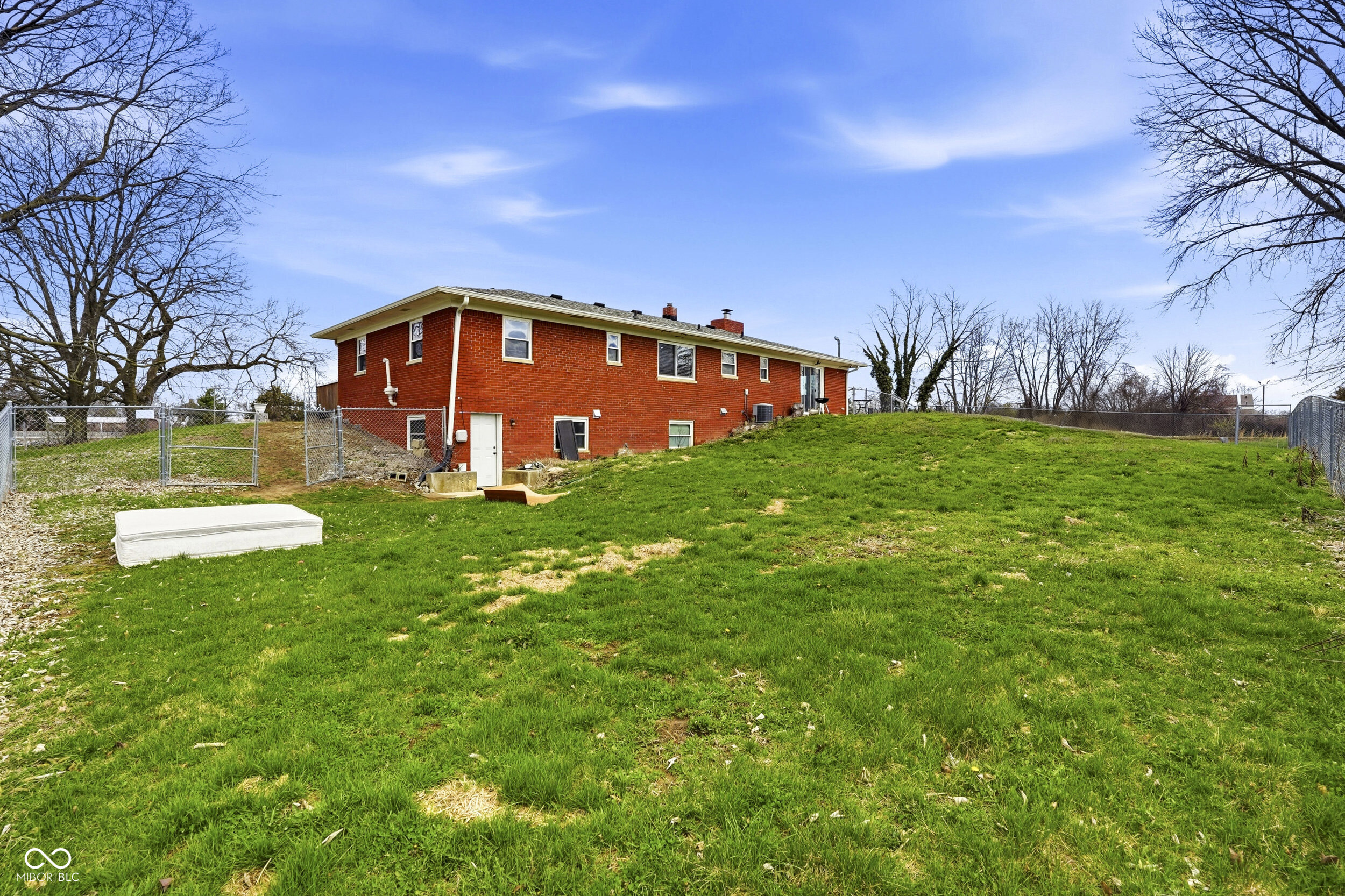 6039 Kentucky Avenue