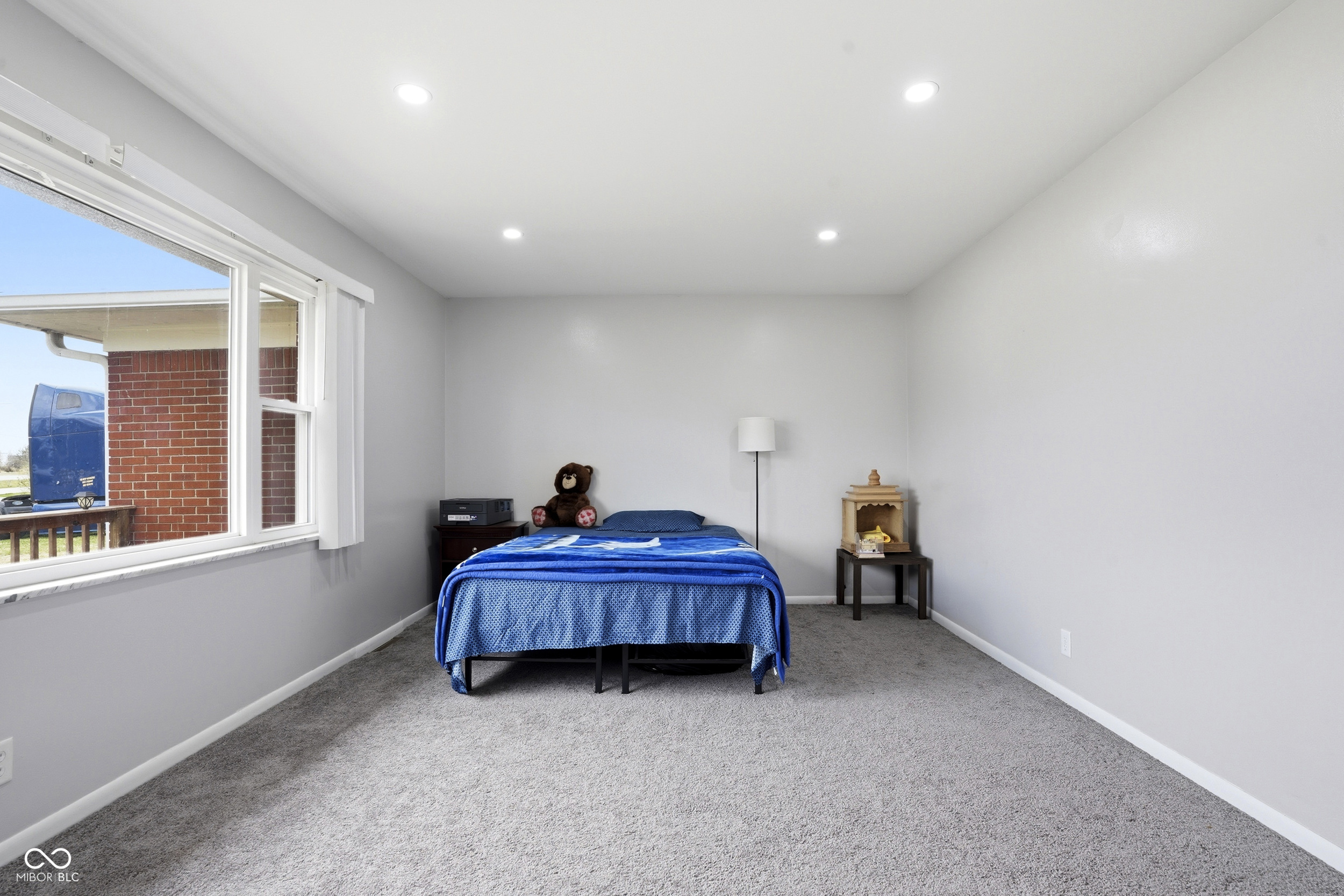 6039 Kentucky Avenue