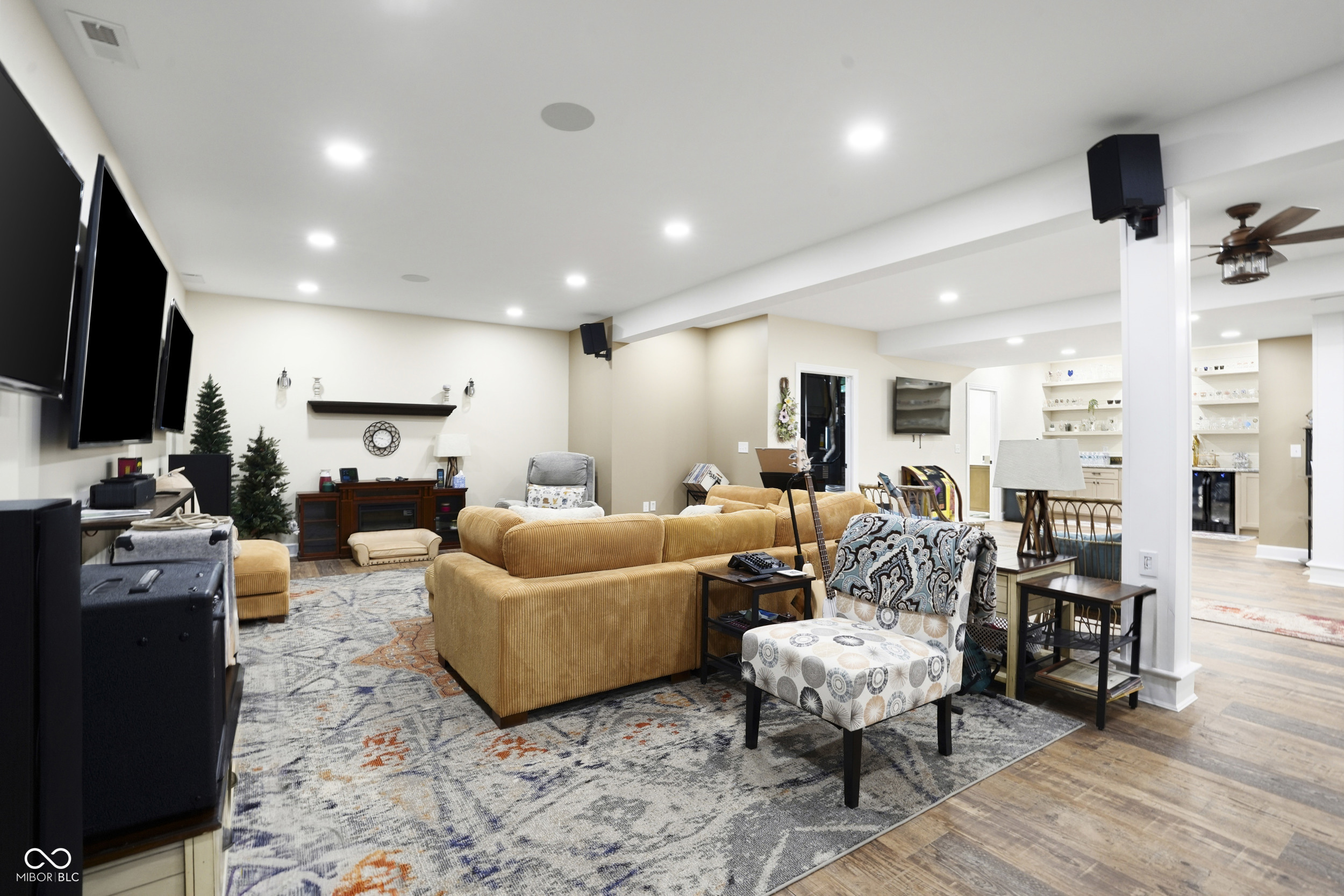 1711 Harris Hawk Court