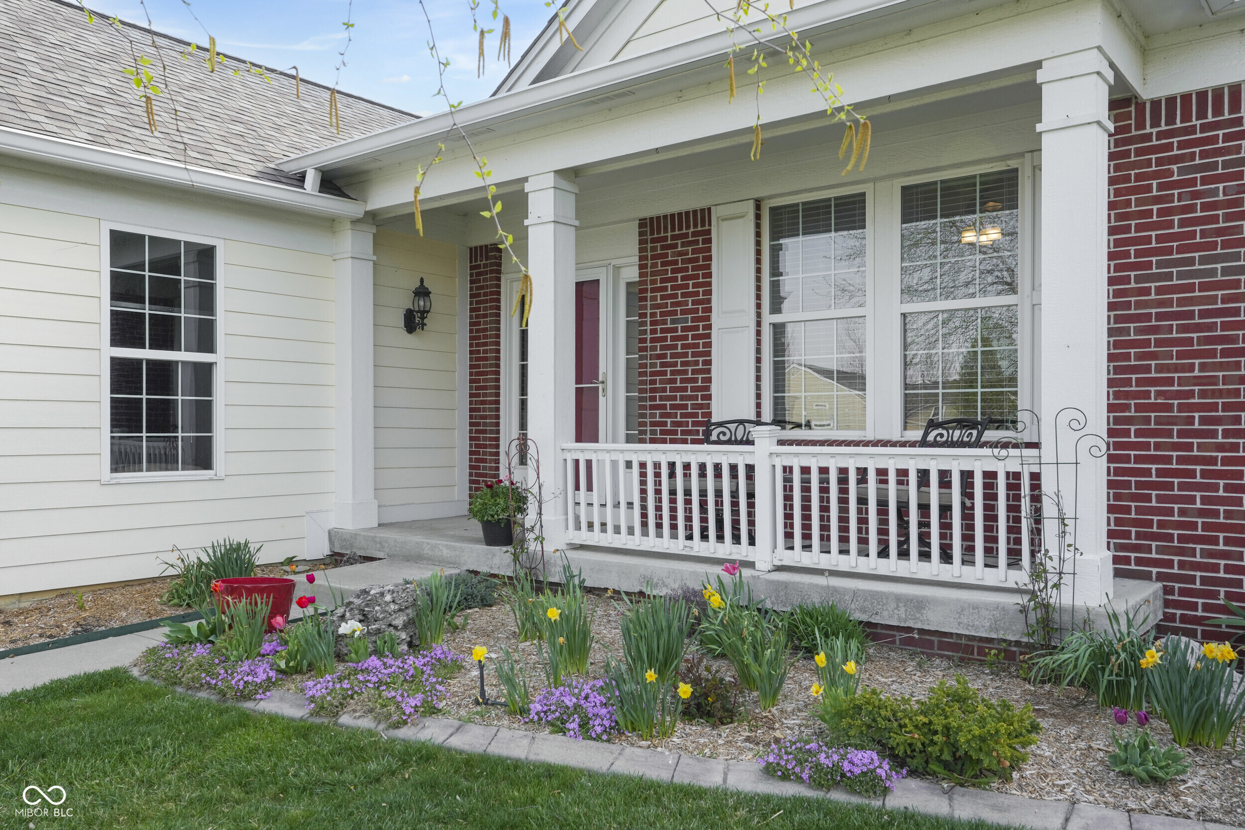 1711 Harris Hawk Court