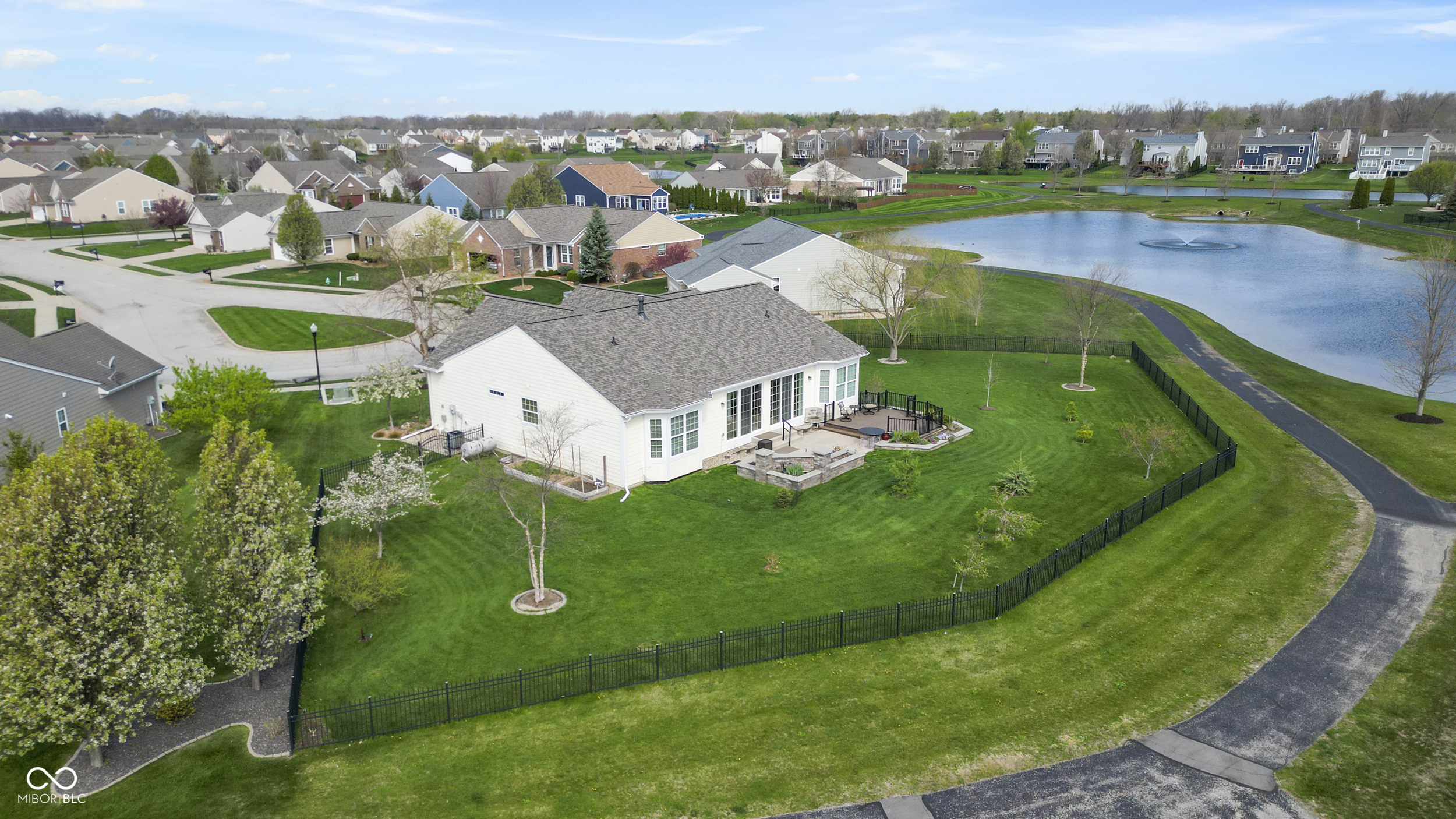 1711 Harris Hawk Court