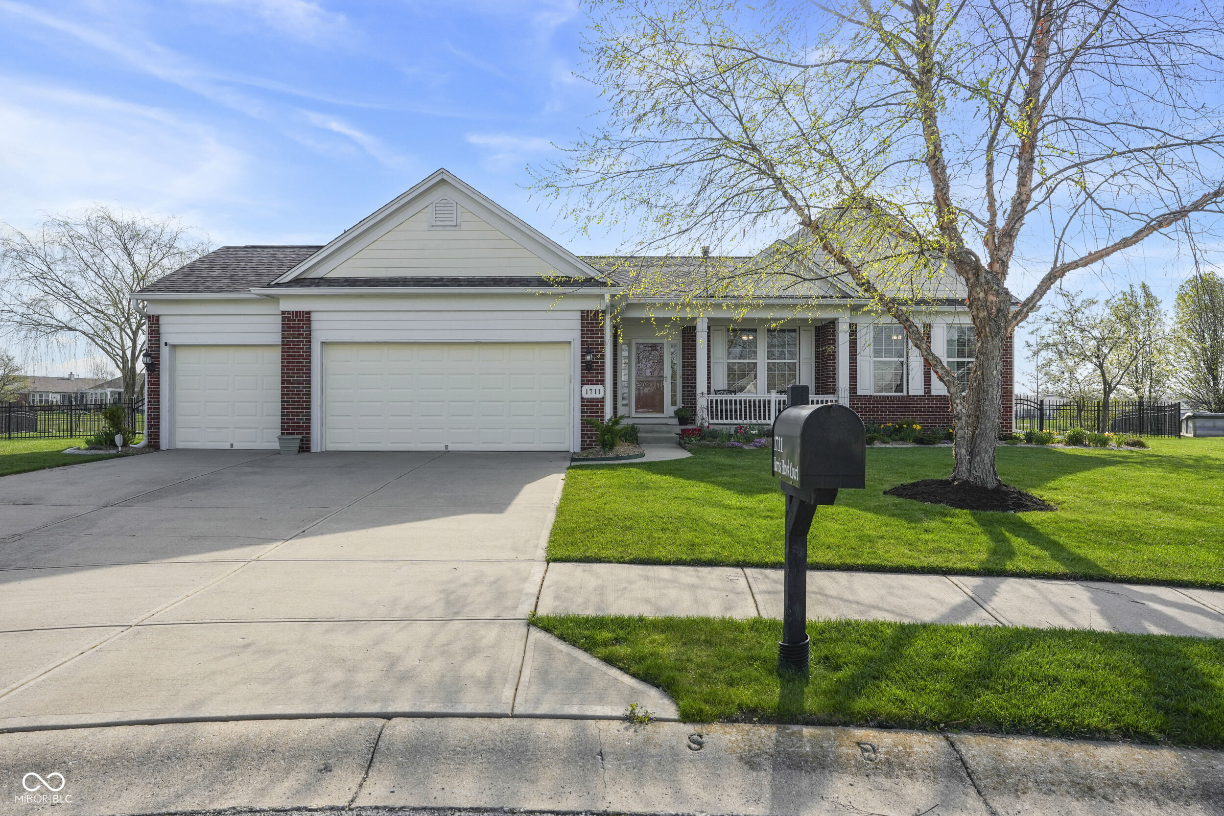 1711 Harris Hawk Court