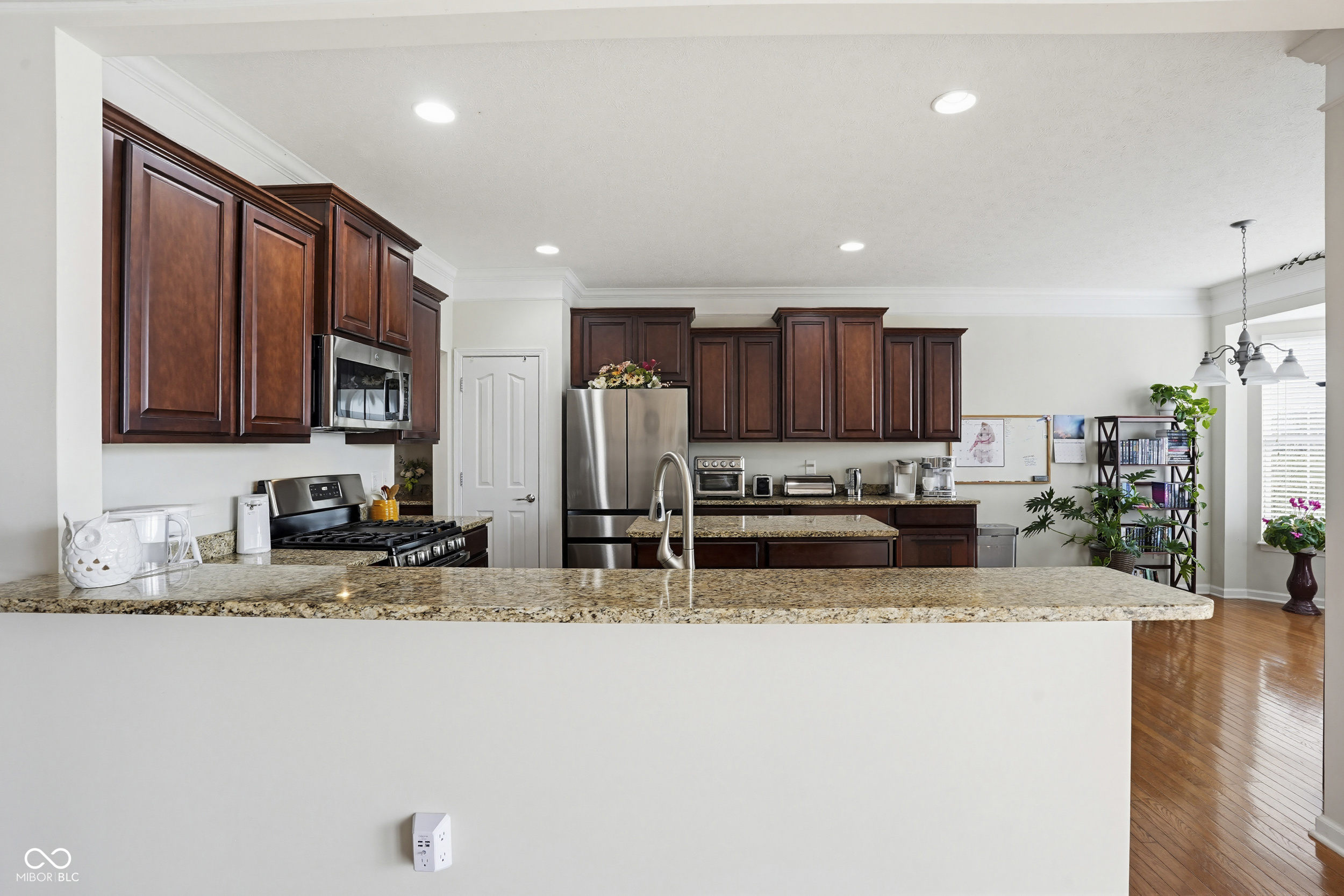 1711 Harris Hawk Court