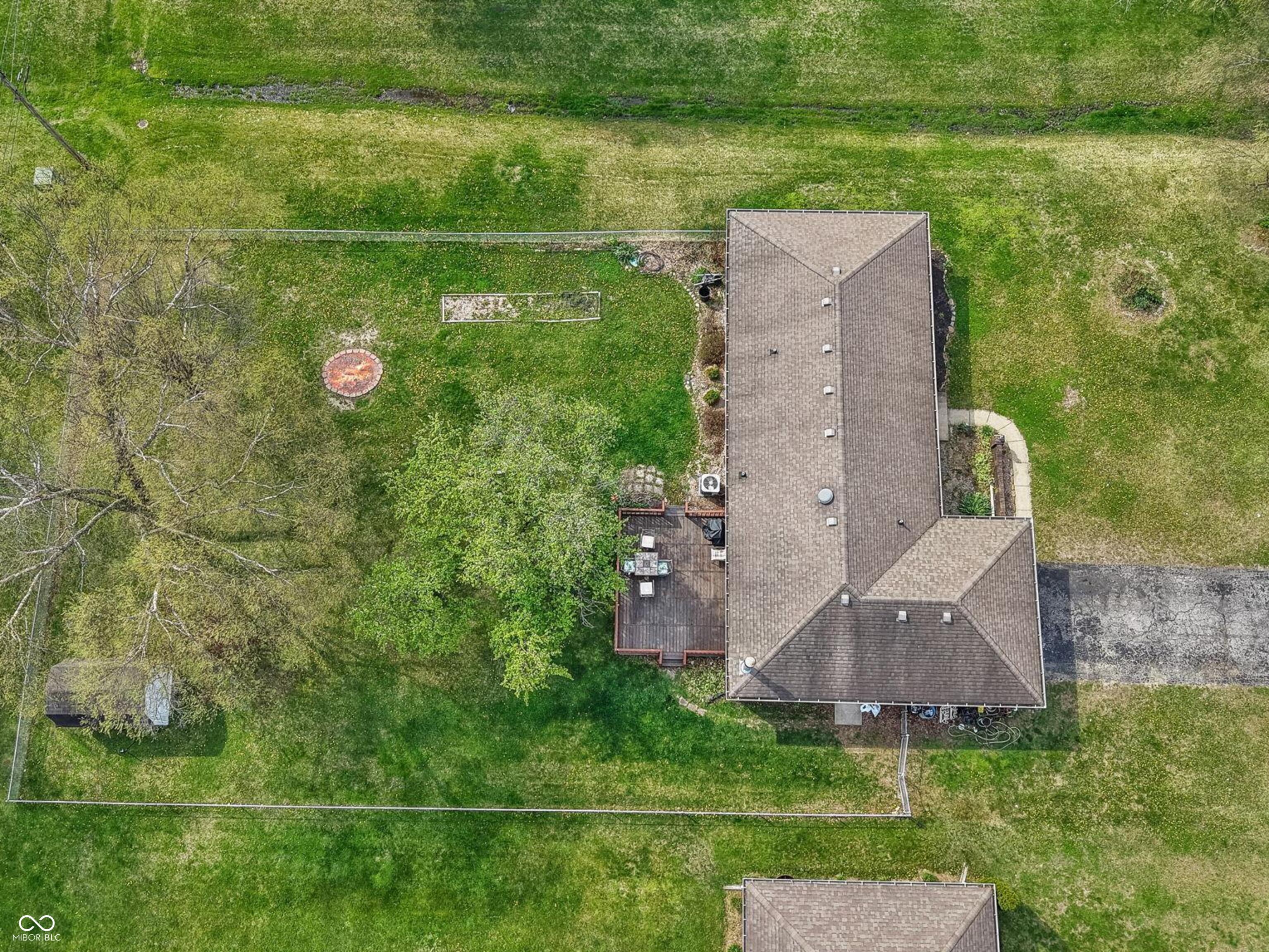 229 Rainbow Boulevard