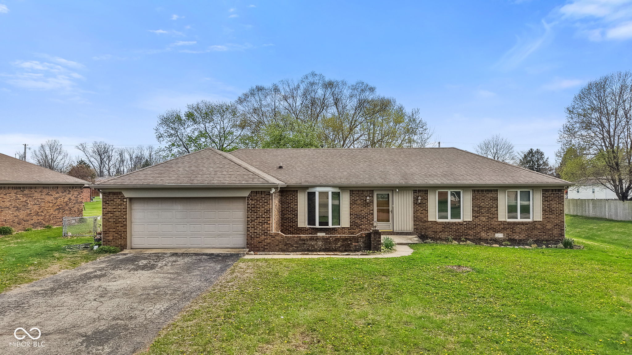 229 Rainbow Boulevard