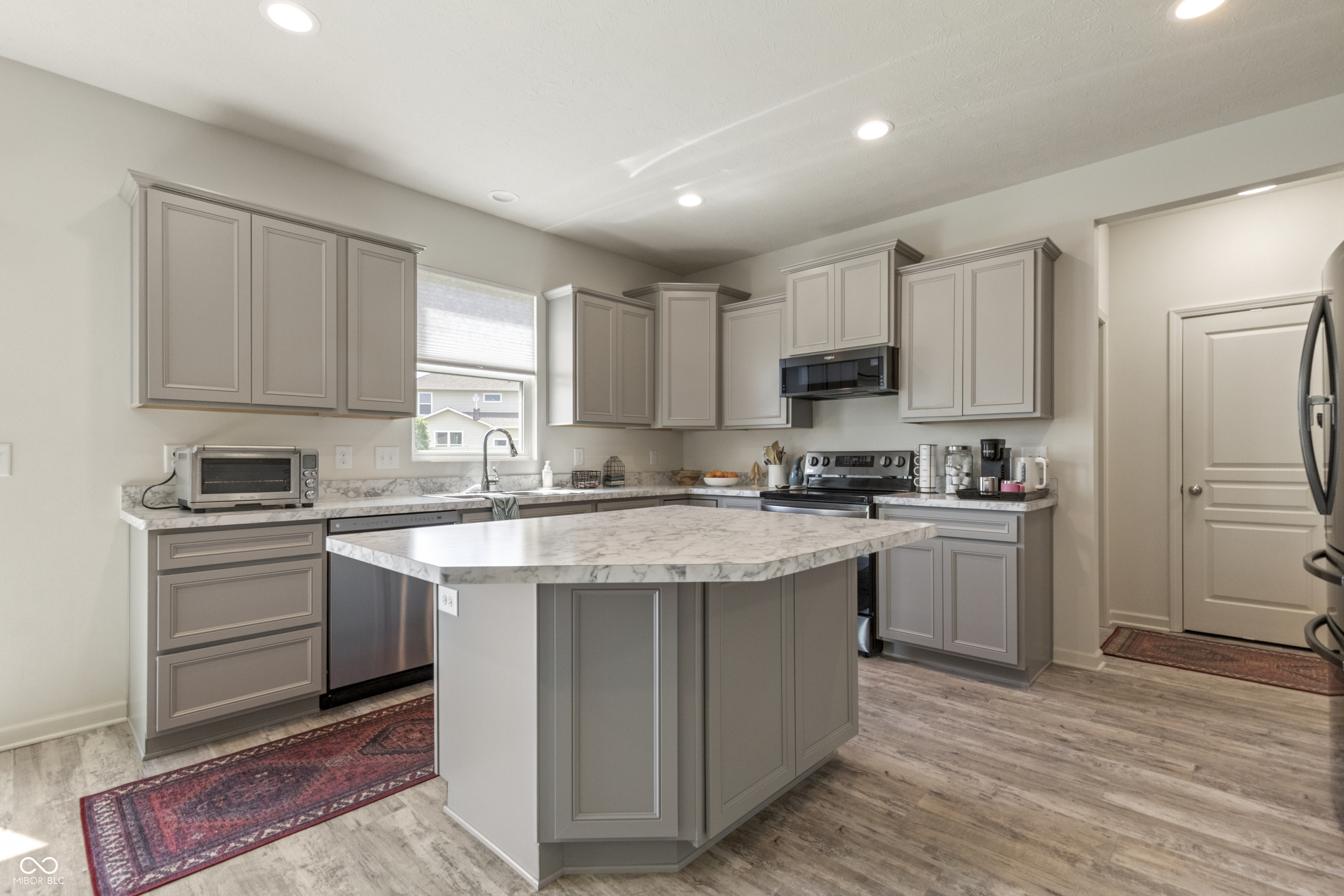 1212 Bedford Drive