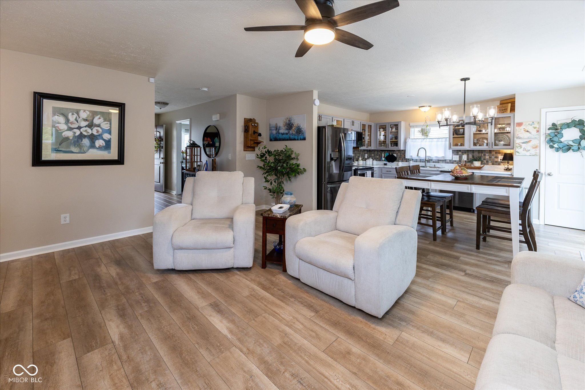 6524 Emerald Crossing Way