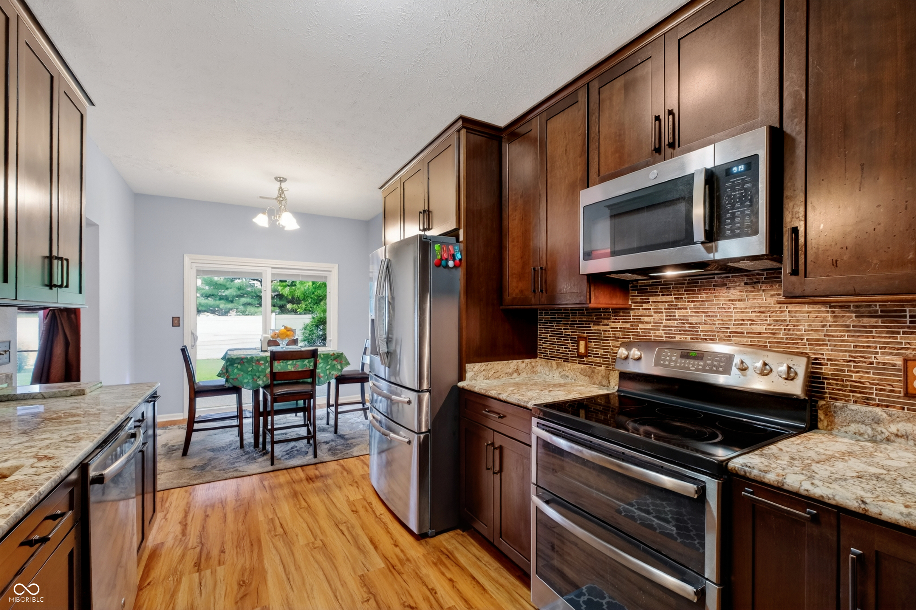 16863 Peach Lane