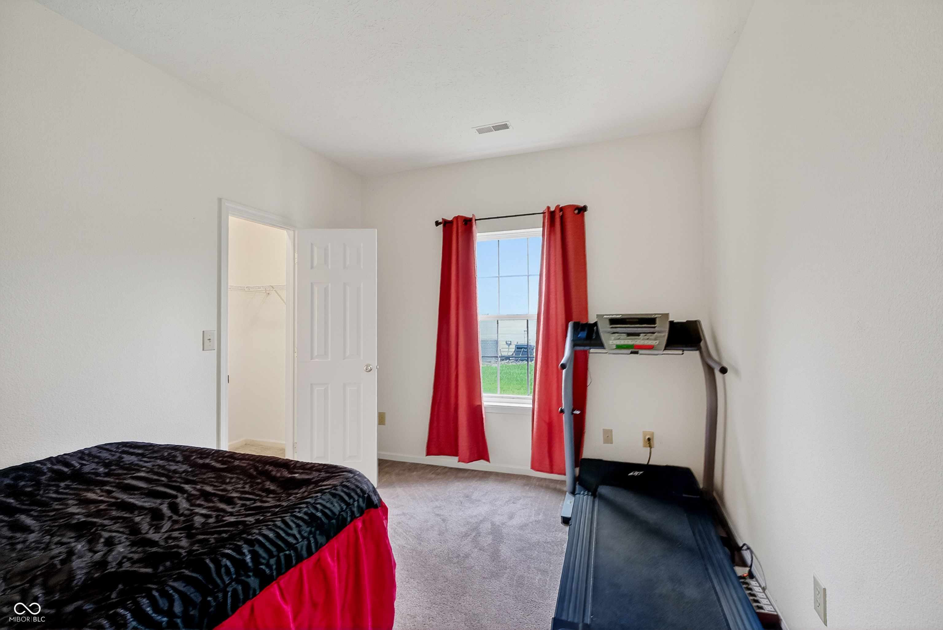 16863 Peach Lane