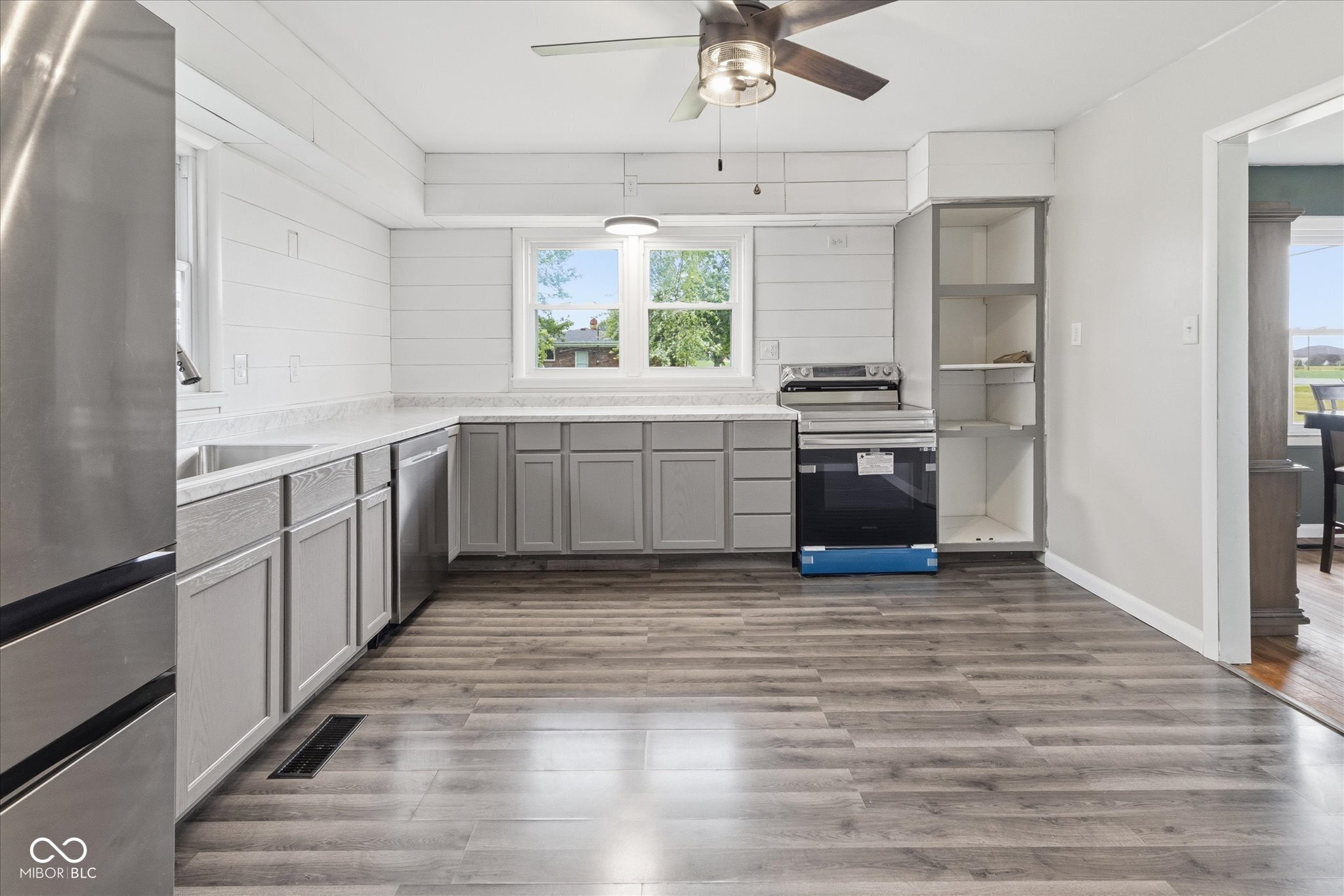 5709 W State Road 234