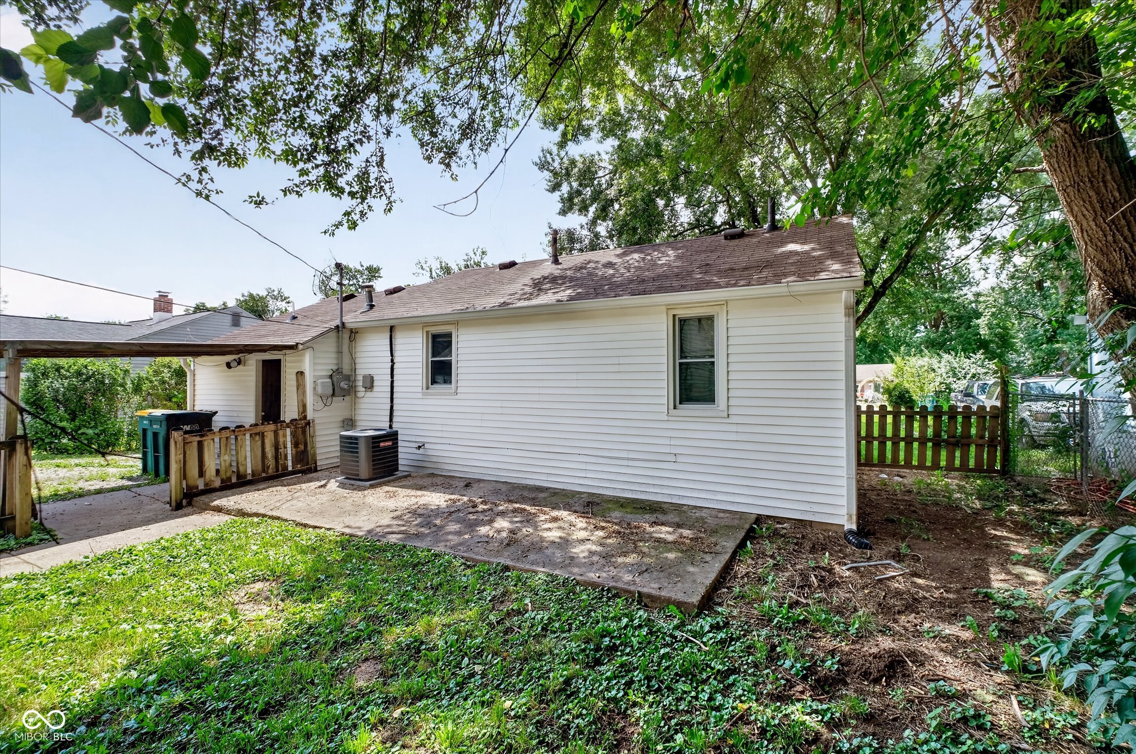 14 Glenda Drive