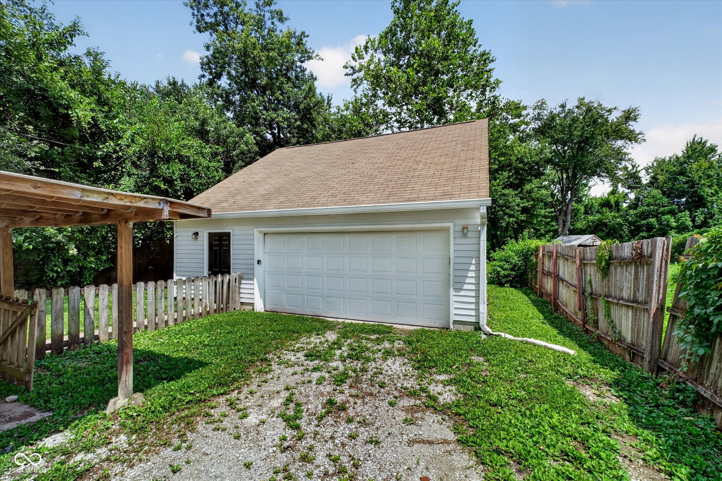 14 Glenda Drive