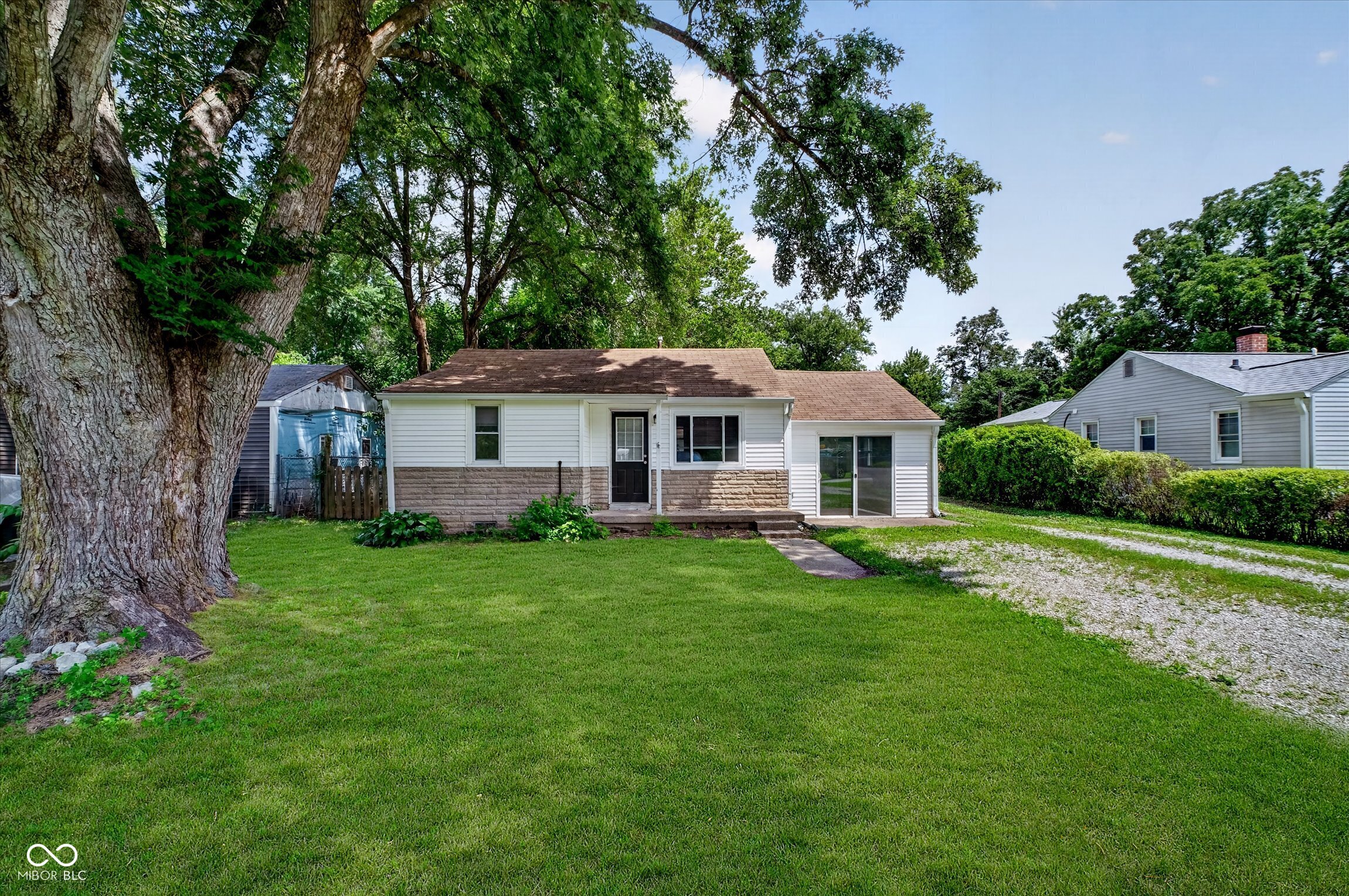 14 Glenda Drive