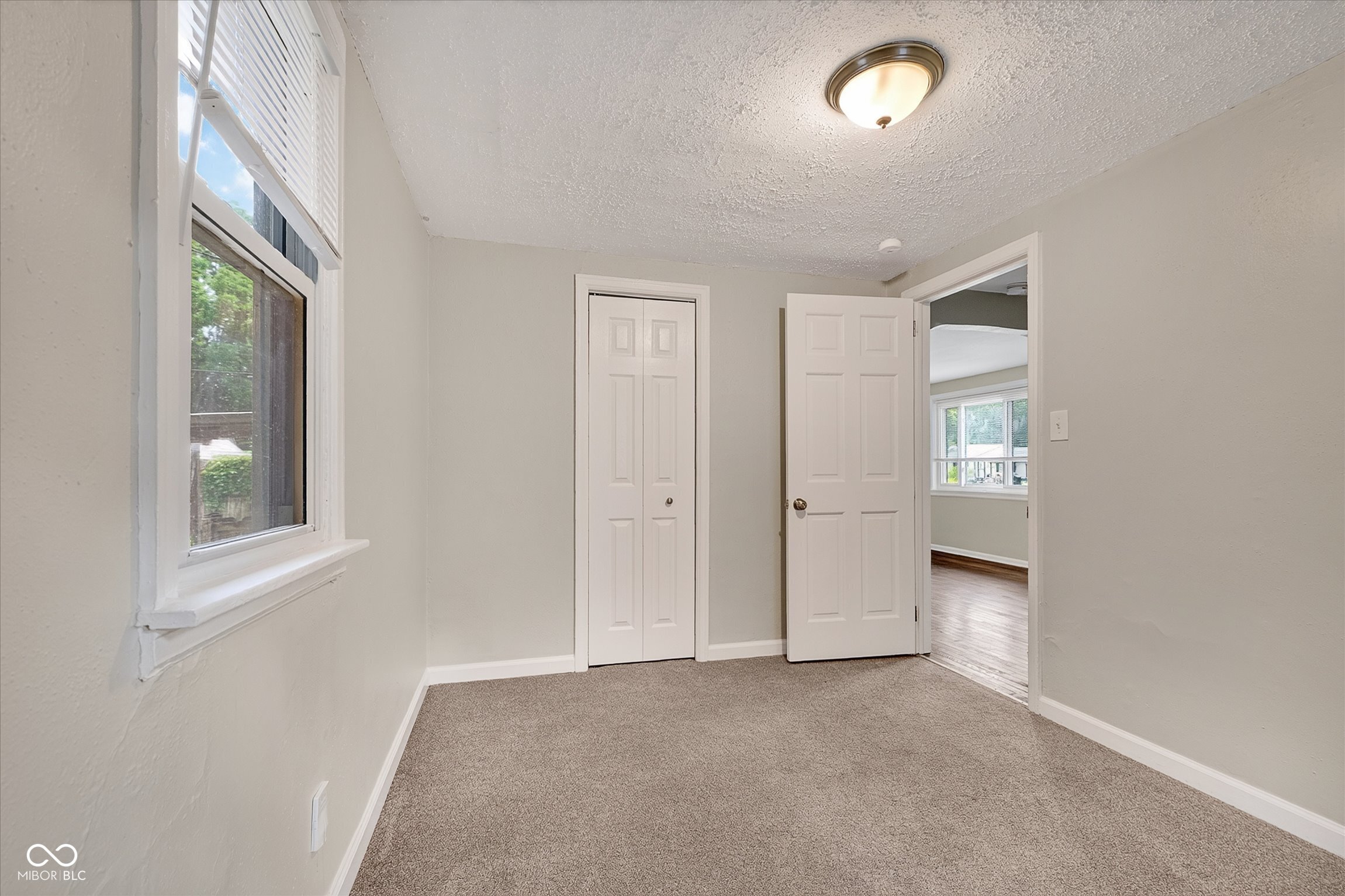 14 Glenda Drive