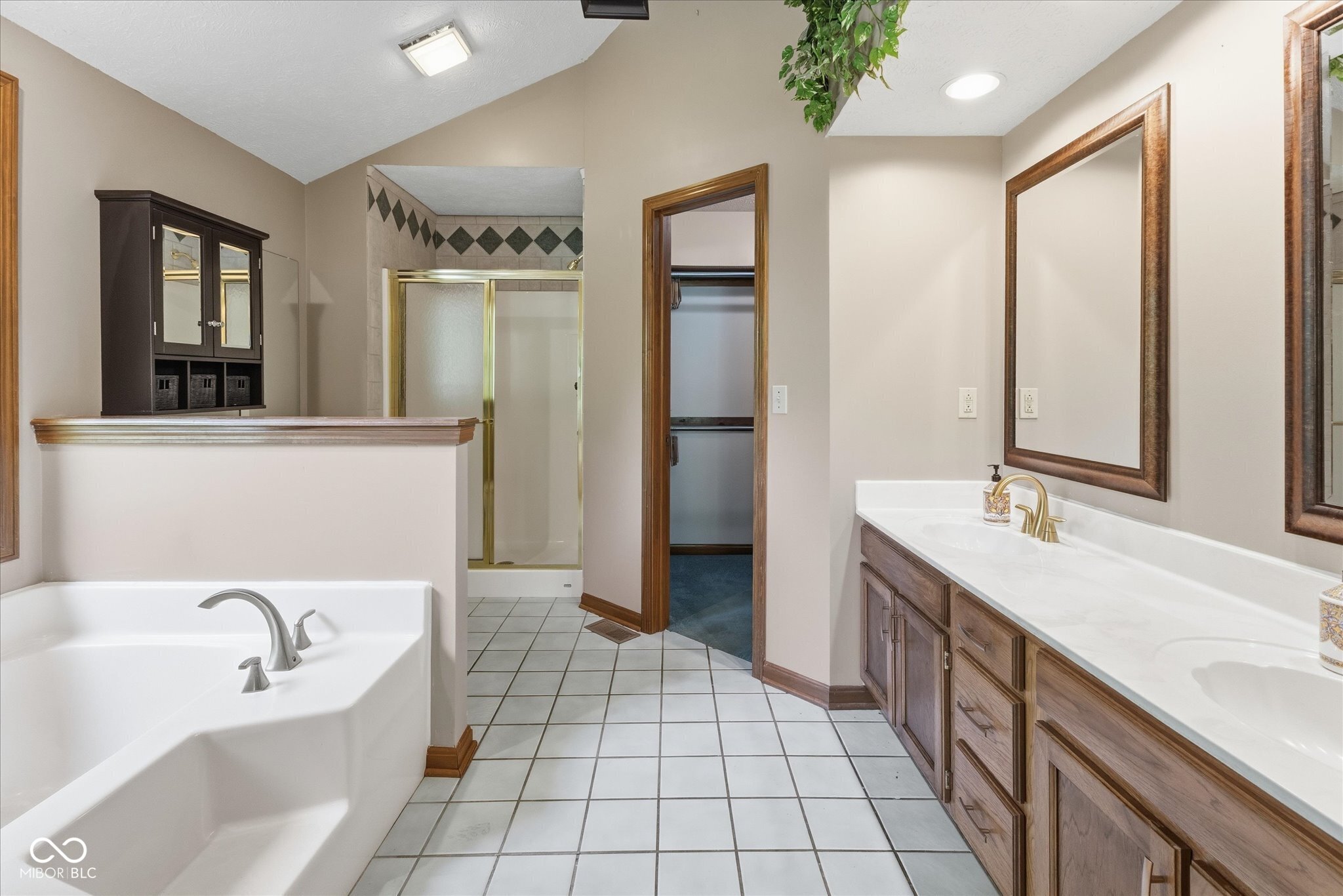 6687 Juliet Drive