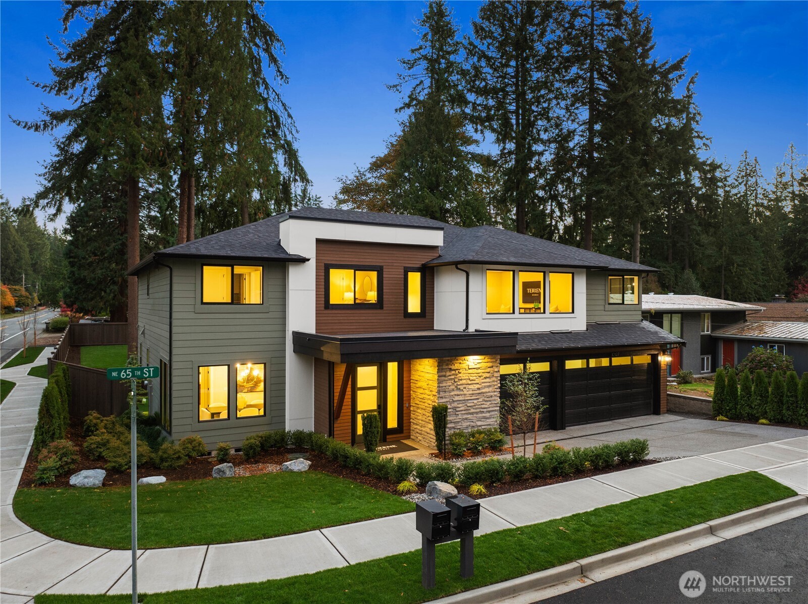 12127 NE 65th Street