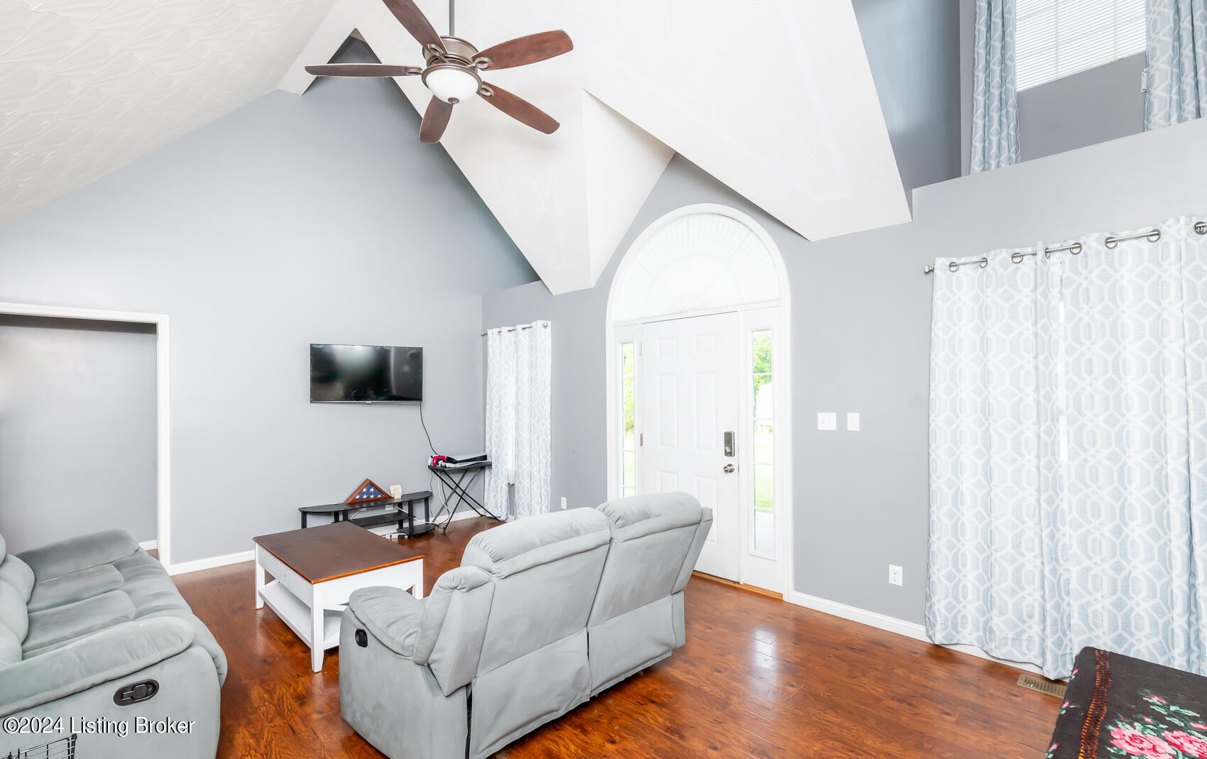 139 Tulip Dr