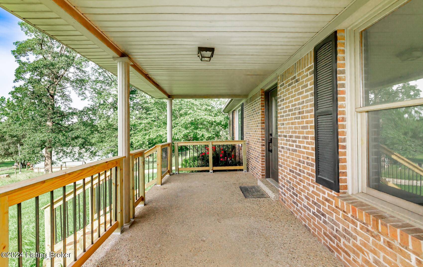 260 Shuffitt Ln
