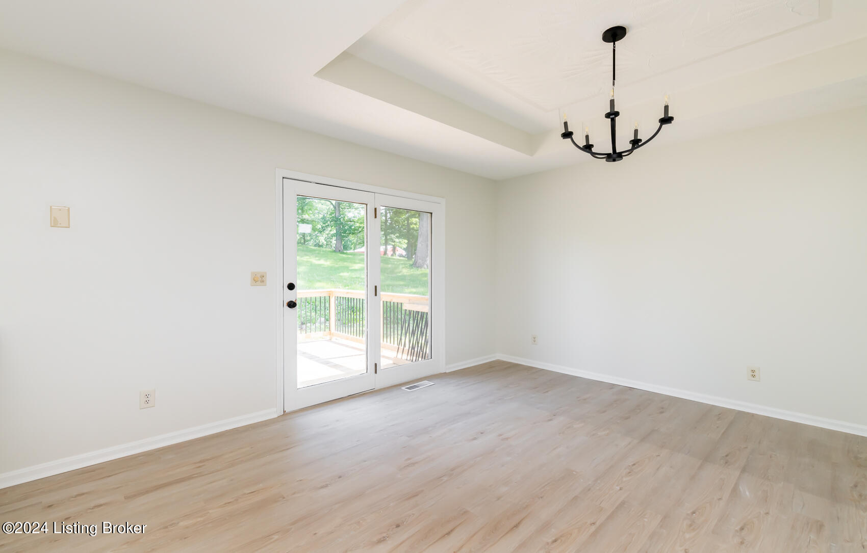 260 Shuffitt Ln