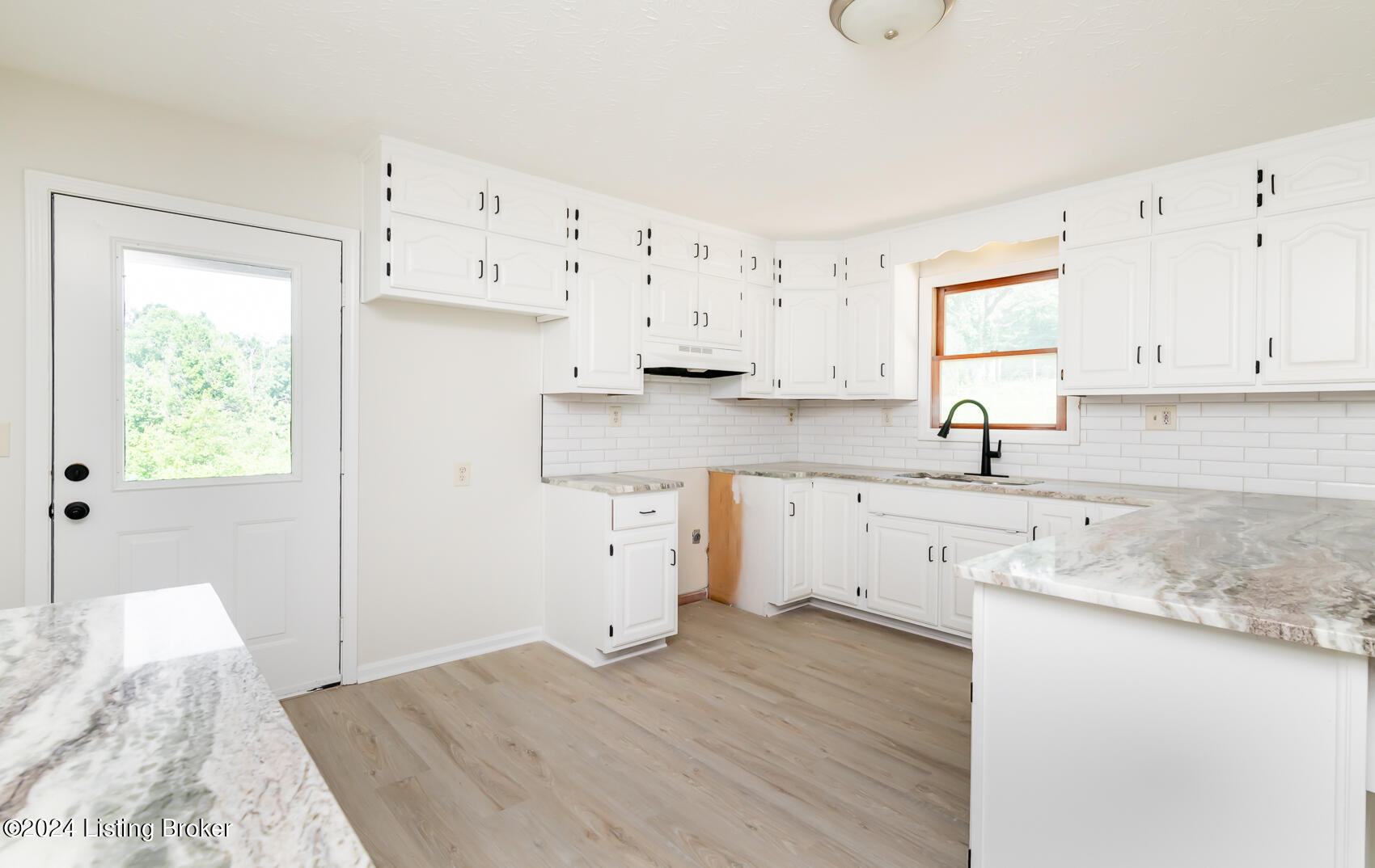 260 Shuffitt Ln