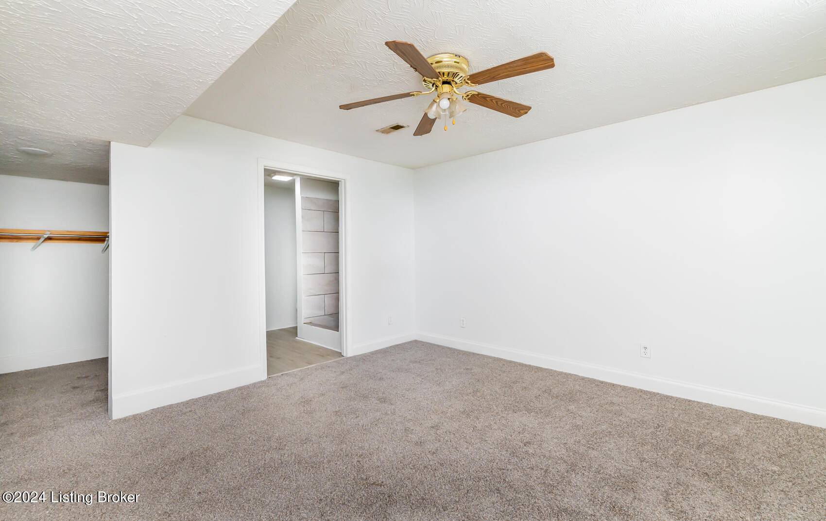 260 Shuffitt Ln