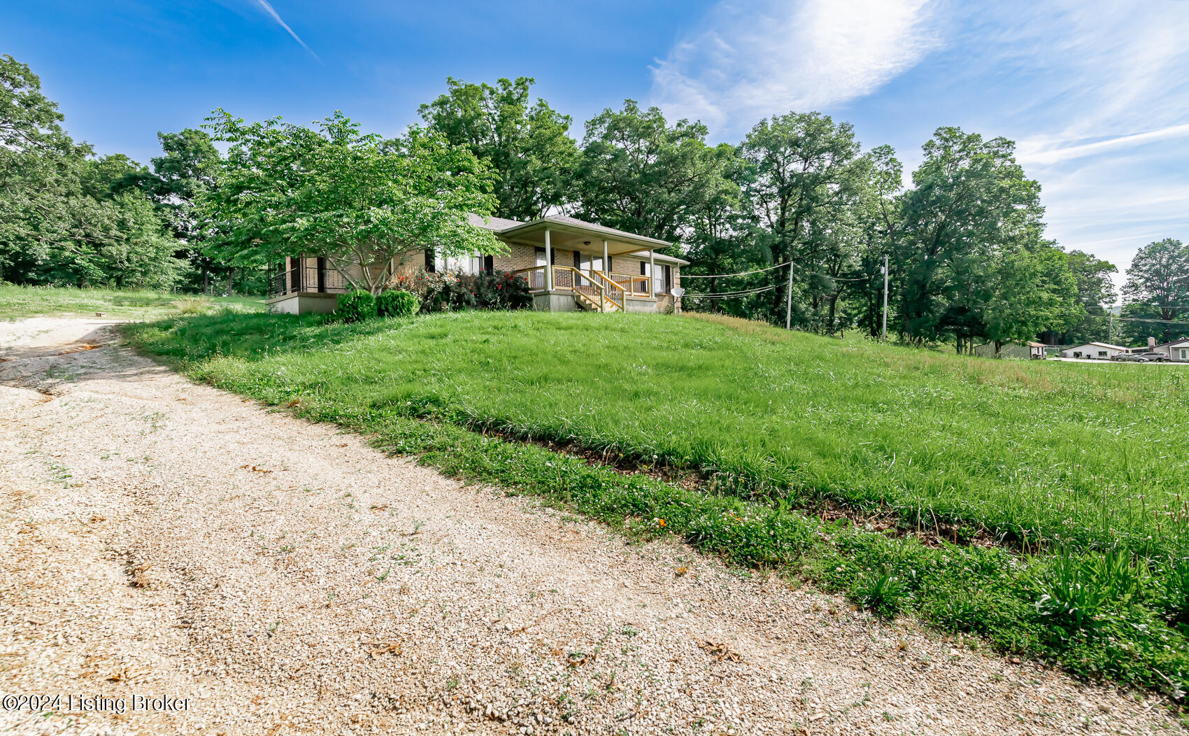 260 Shuffitt Ln