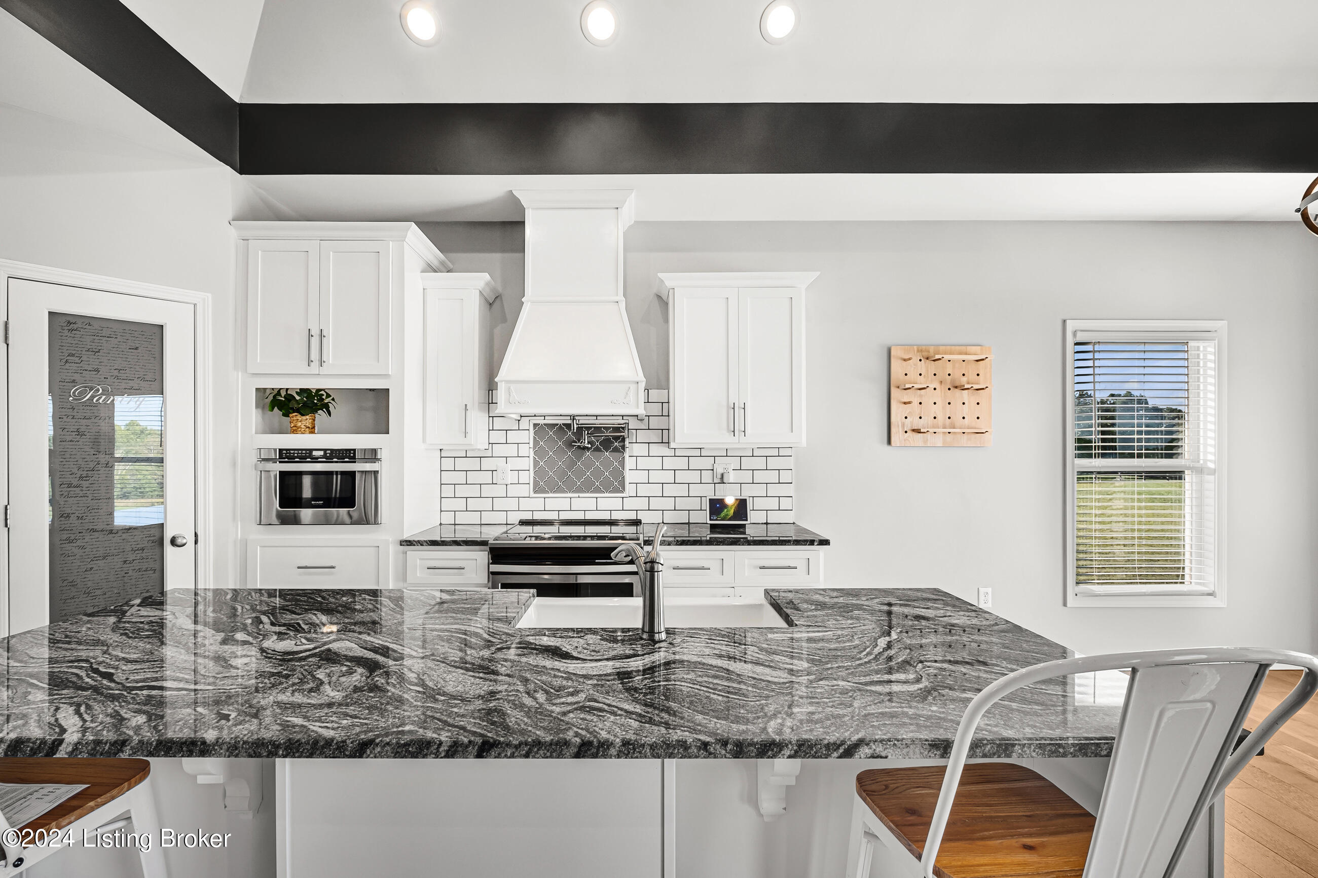 471 Cameron Ridge Rd