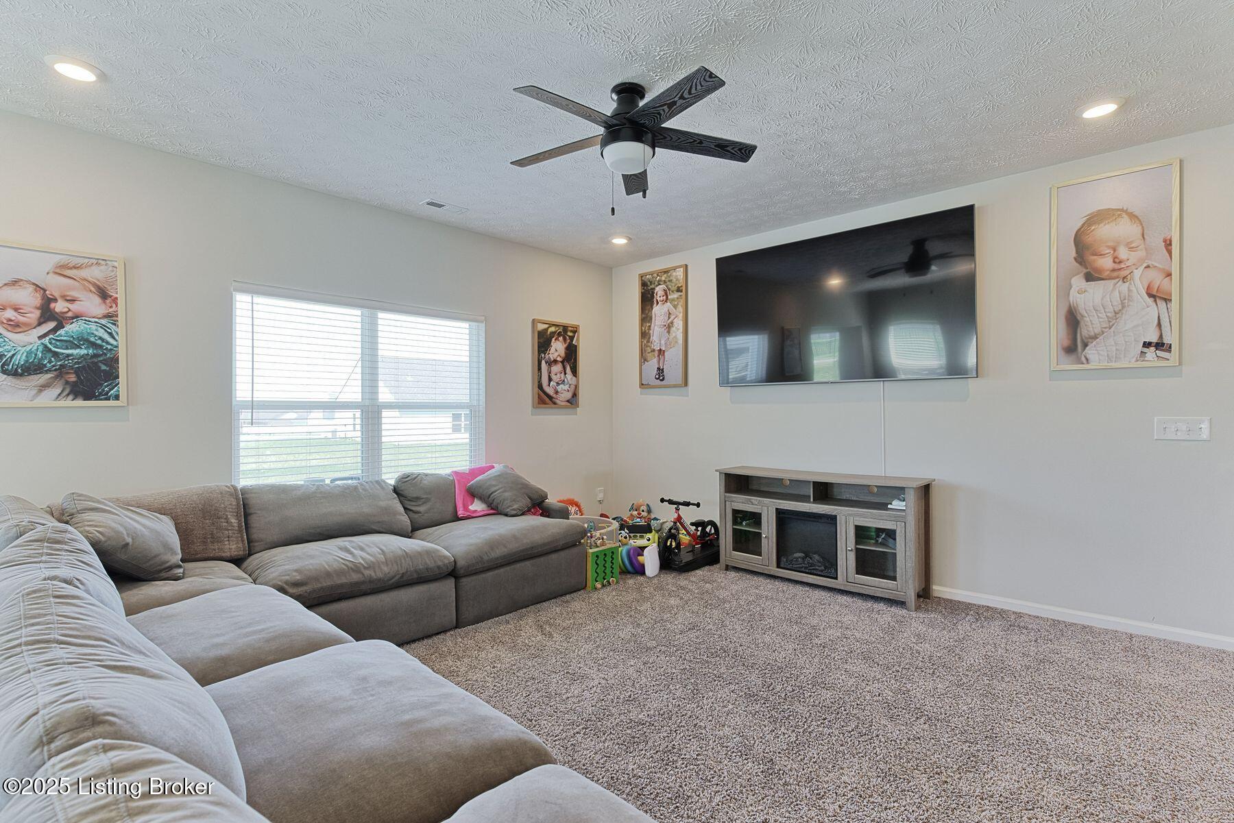 2154 Carnegie Drive Dr