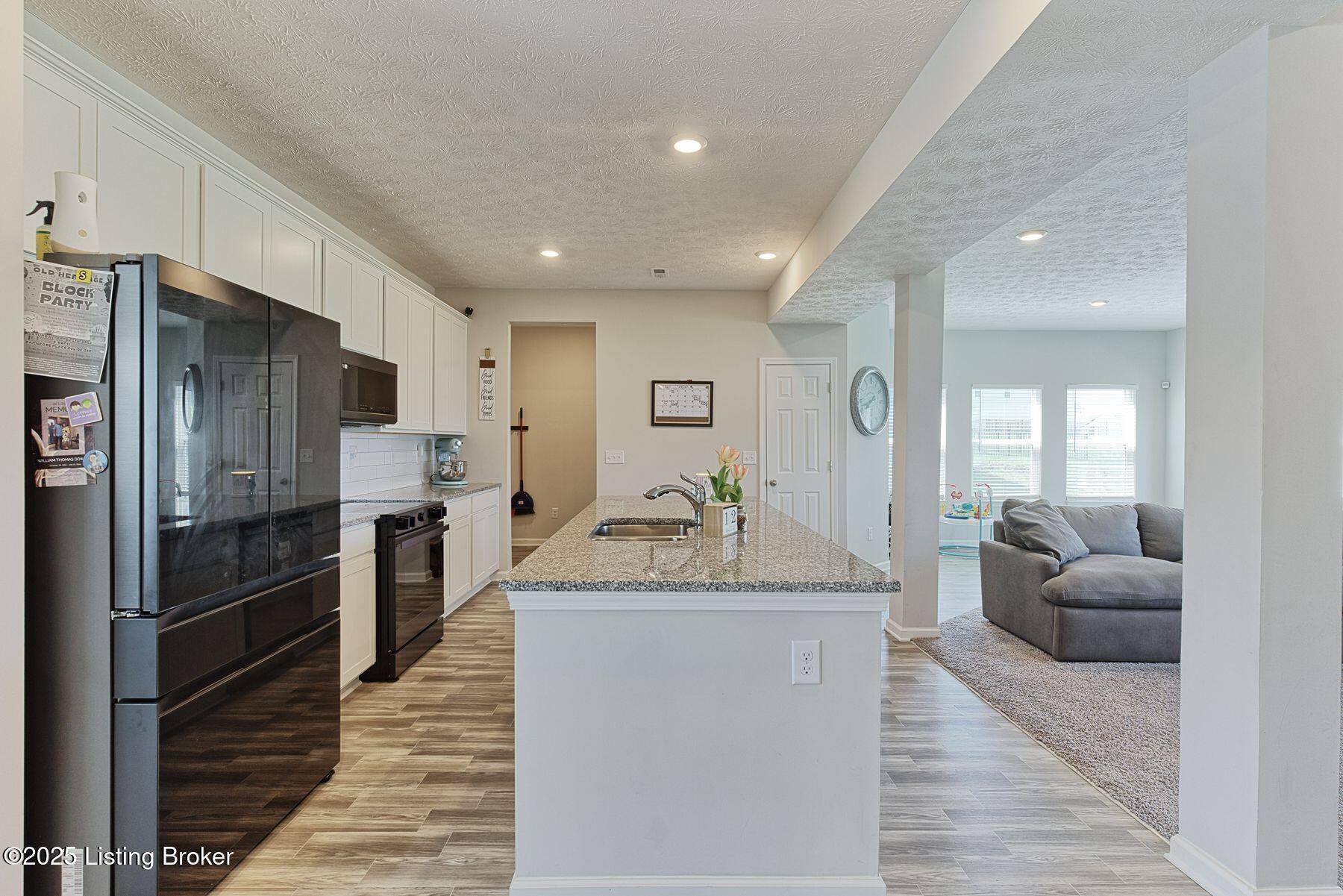2154 Carnegie Drive Dr