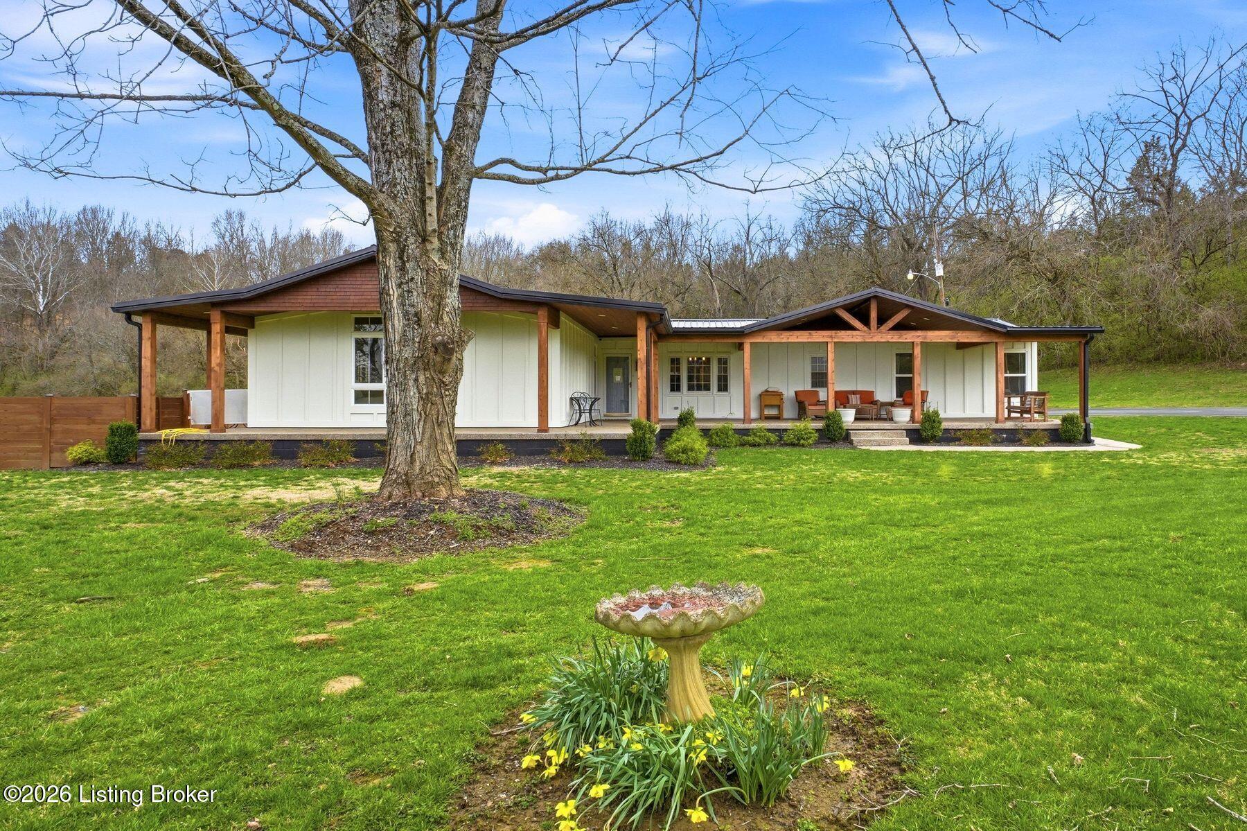 1108 S Beckley Station Rd