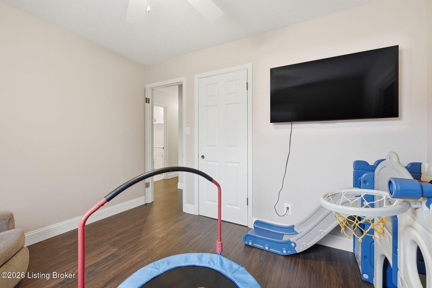 1108 S Beckley Station Rd