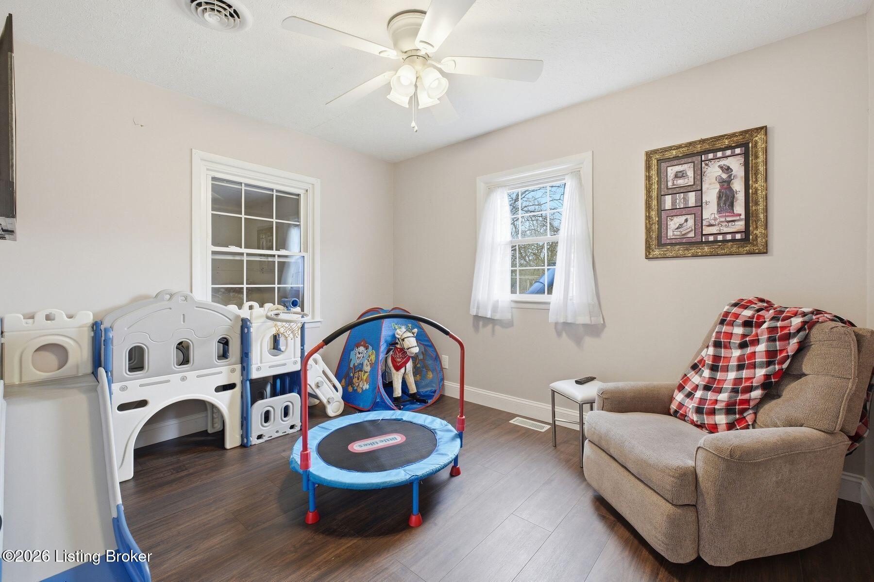 1108 S Beckley Station Rd