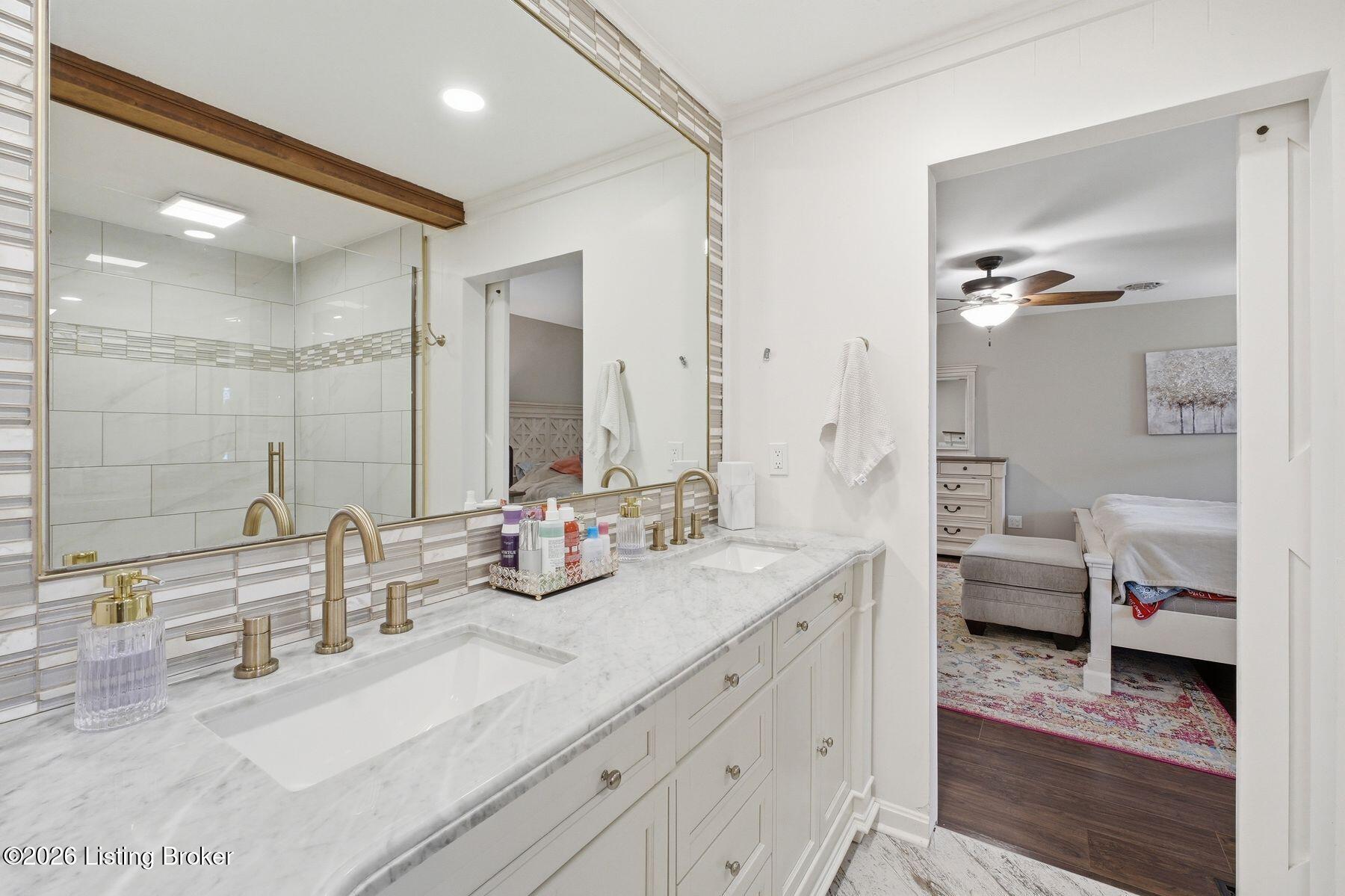 1108 S Beckley Station Rd